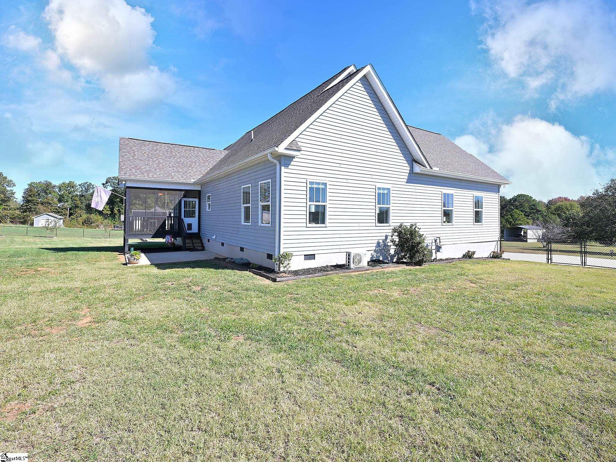 121 Rogers Road Property Photo 26