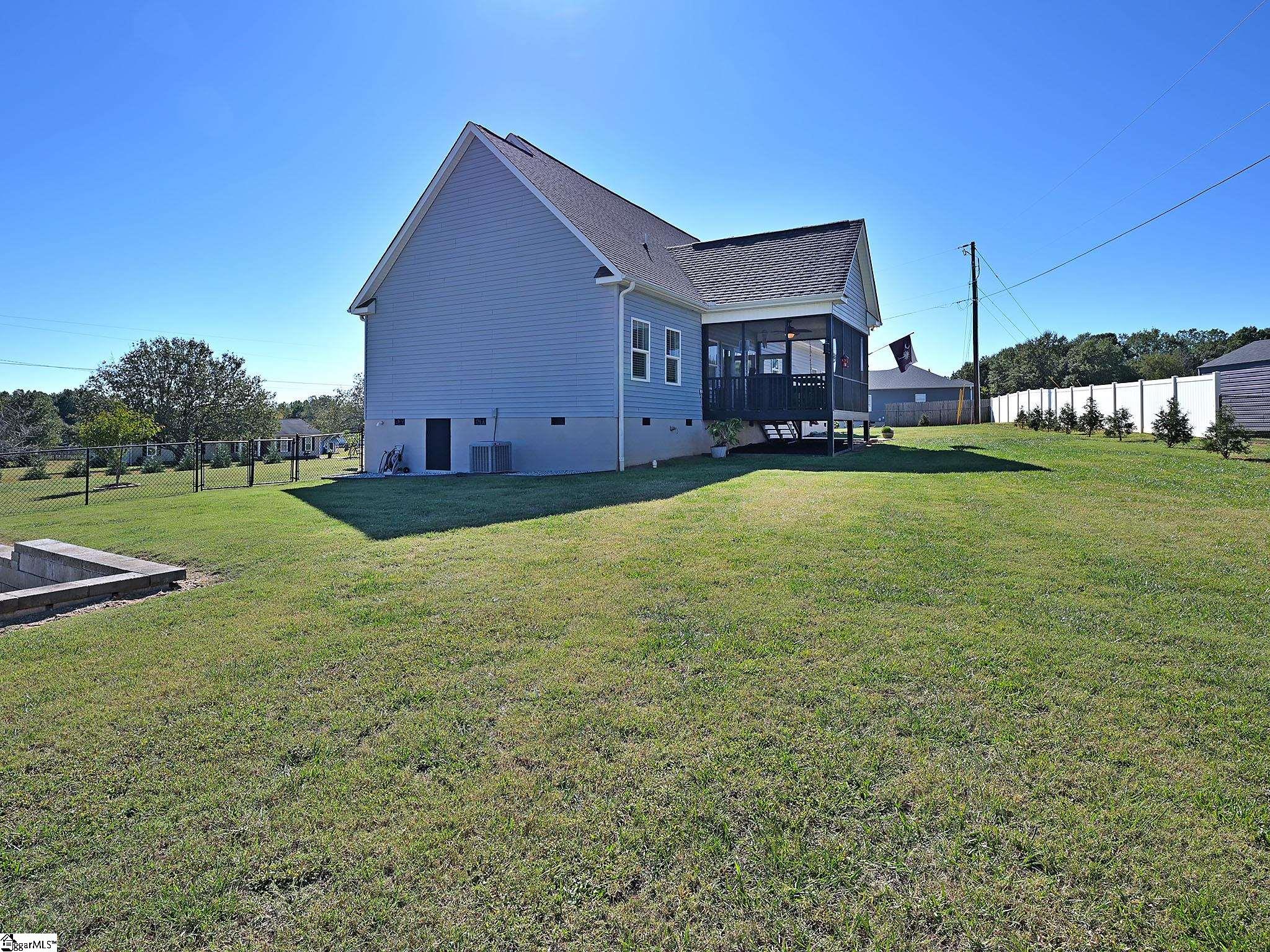 121 Rogers Road Property Photo 27