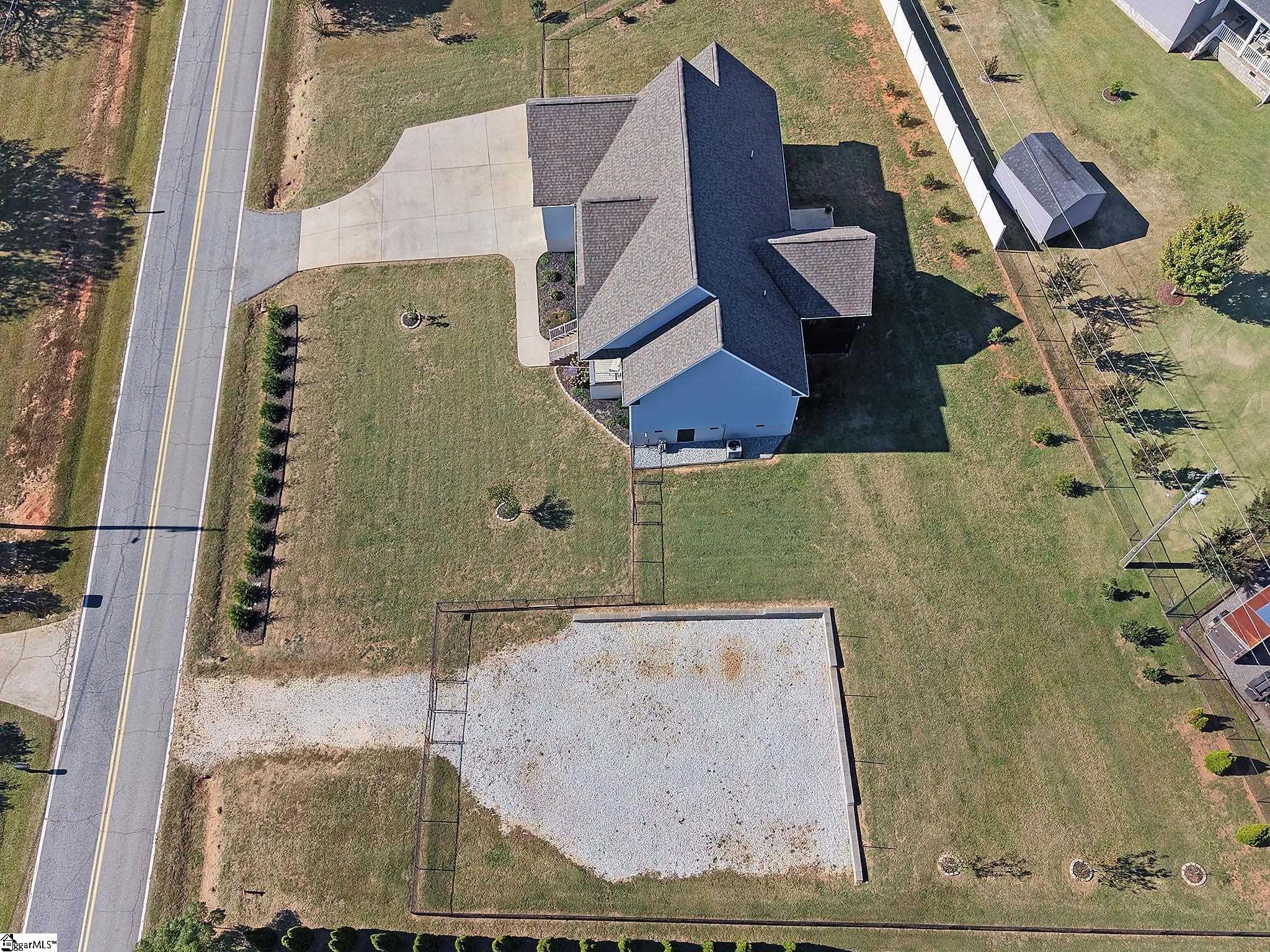 121 Rogers Road Property Photo 32