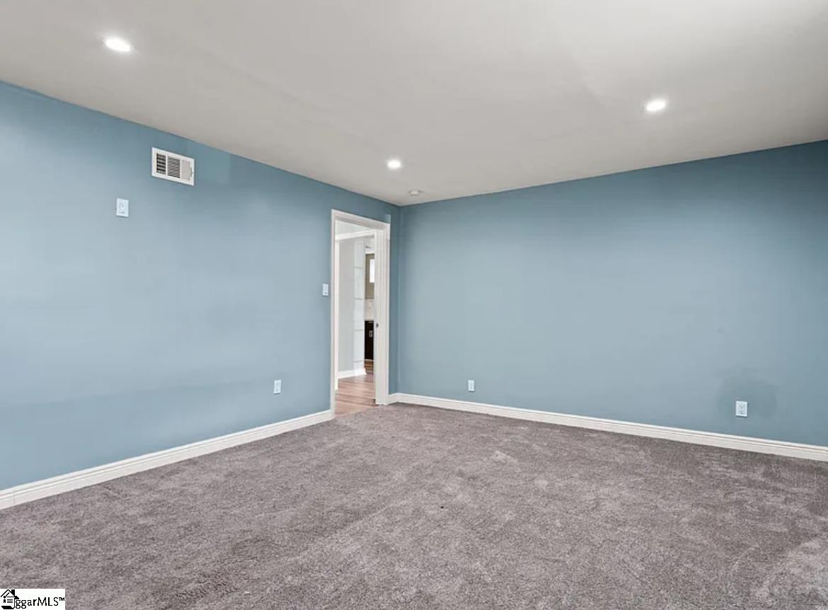 11 Lynhurst Drive Property Photo 6