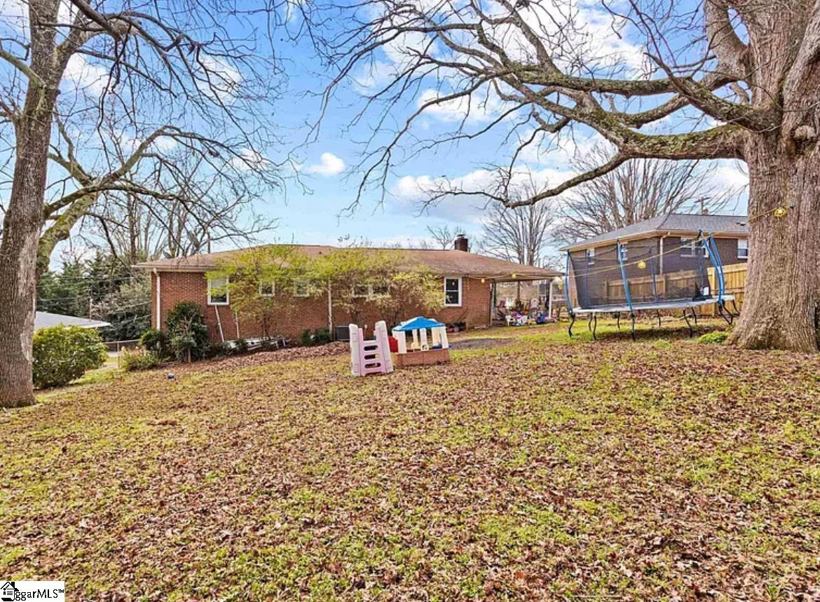 11 Lynhurst Drive Property Photo 18