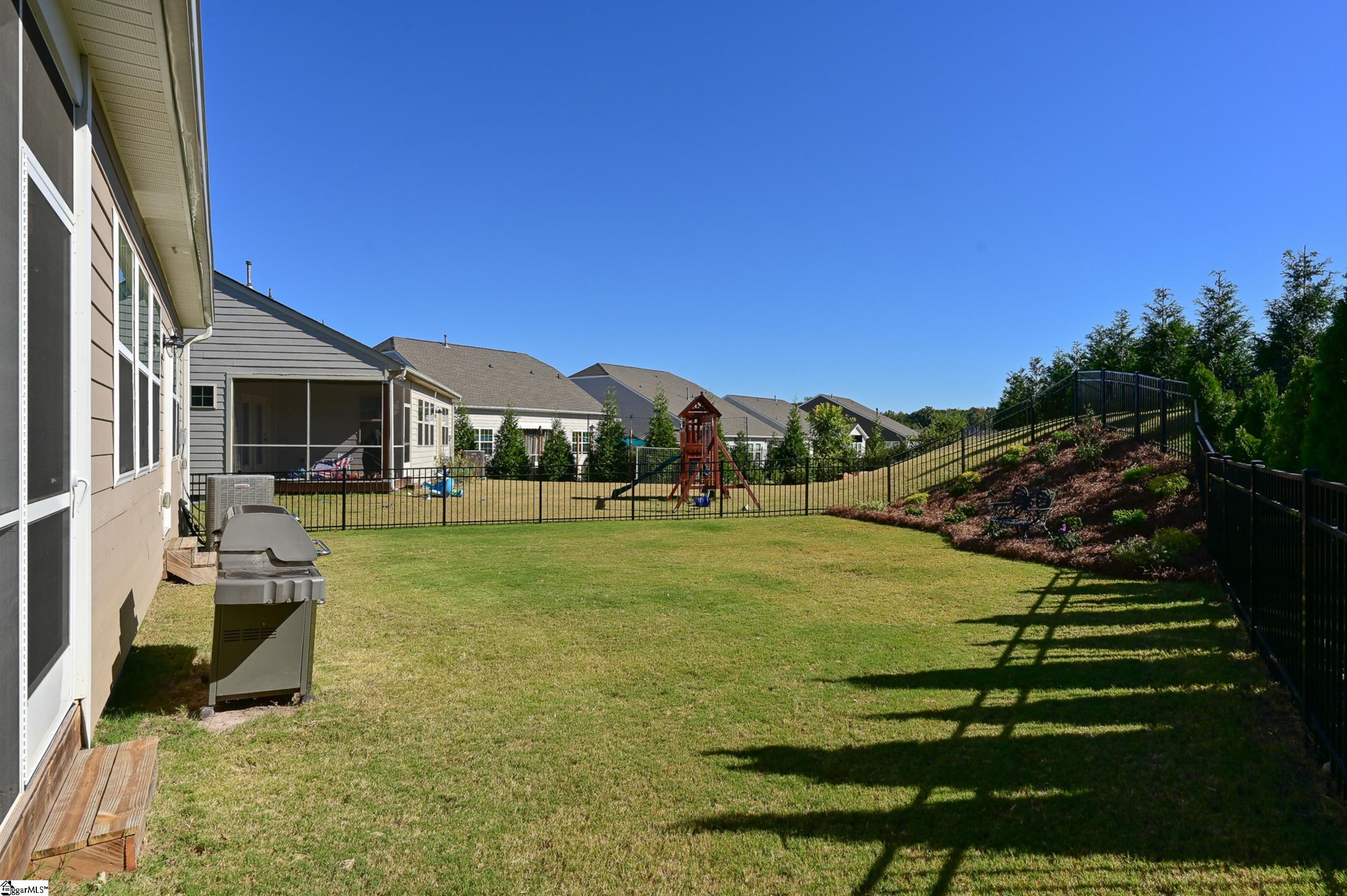 231 Double Crest Drive Property Photo 39