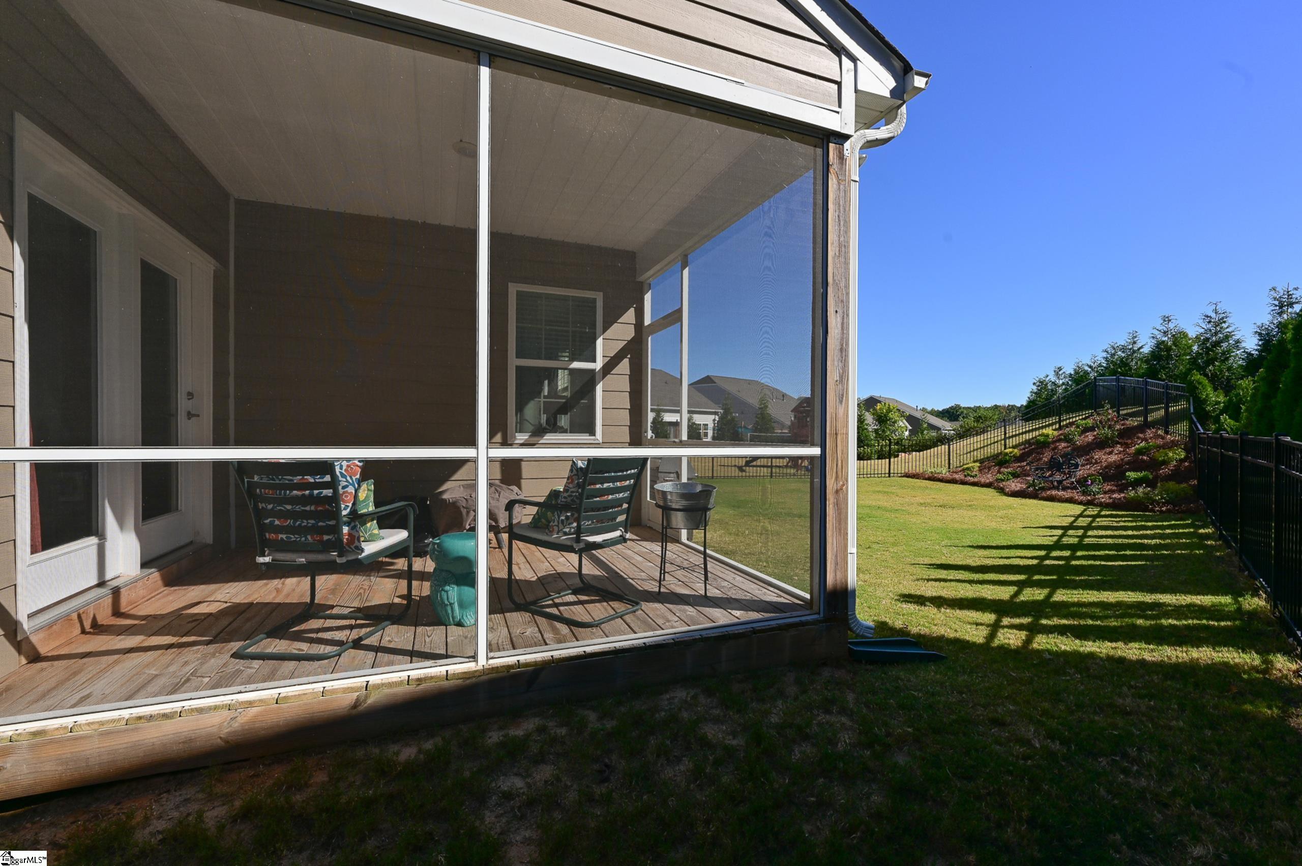 231 Double Crest Drive Property Photo 42