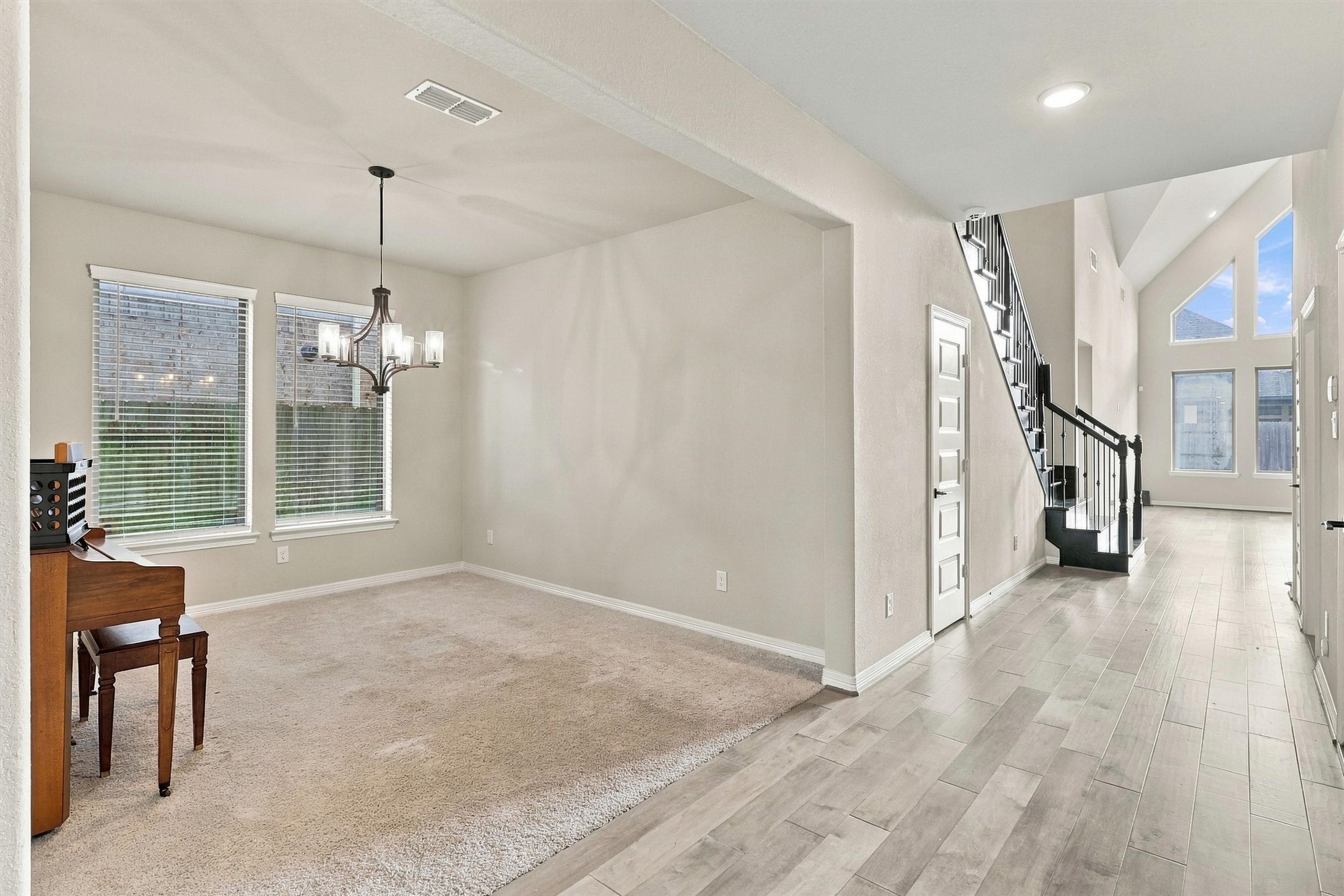 1638 Rosedale Drive Property Photo 8