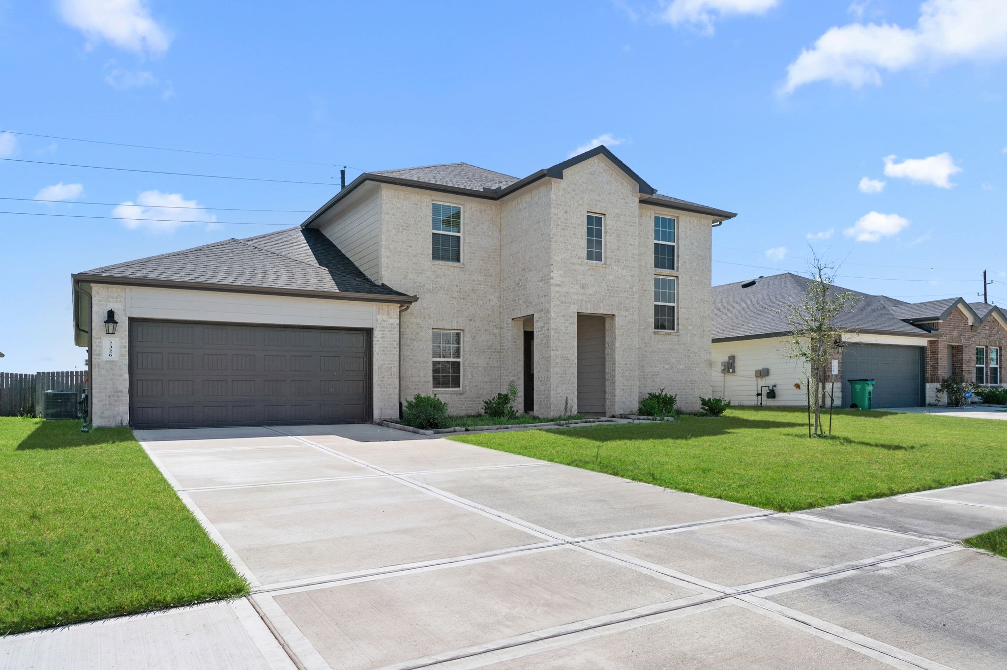 7326 Audubon Russet Drive Property Photo 2