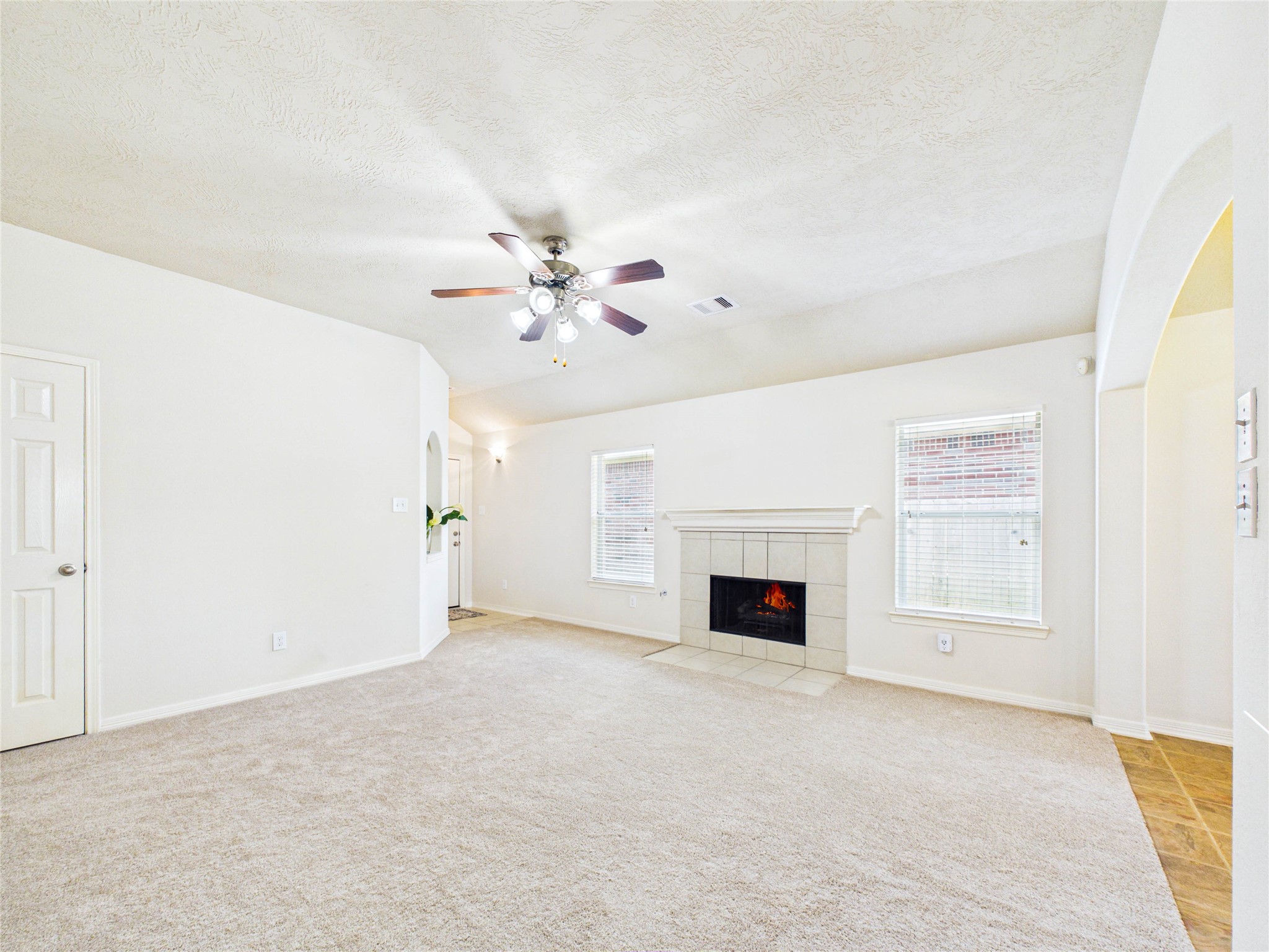 806 Rocky Rose Court Property Photo 12