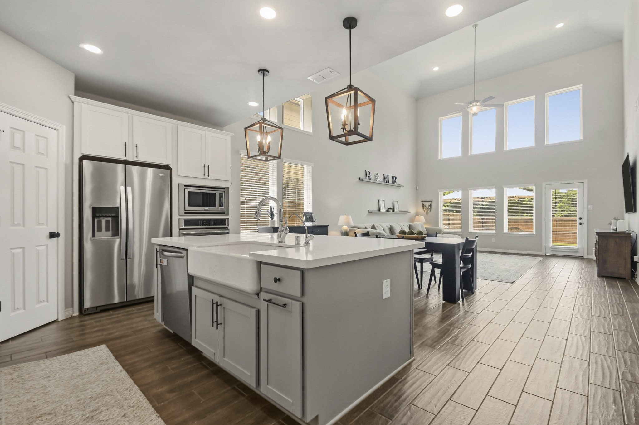 2715 Parker Oak Pass Property Photo 11