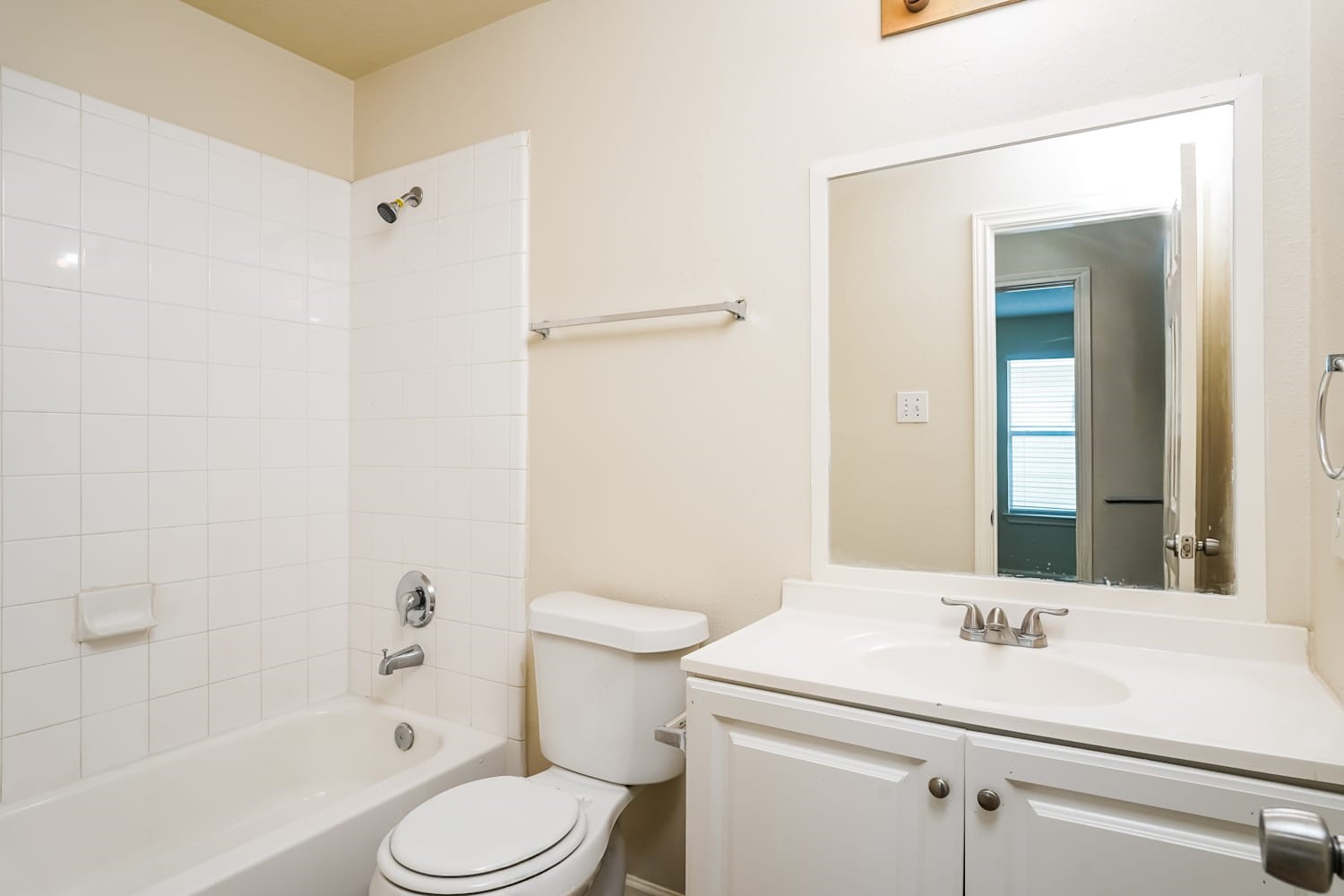 8583 Chaletford Drive Property Photo 15