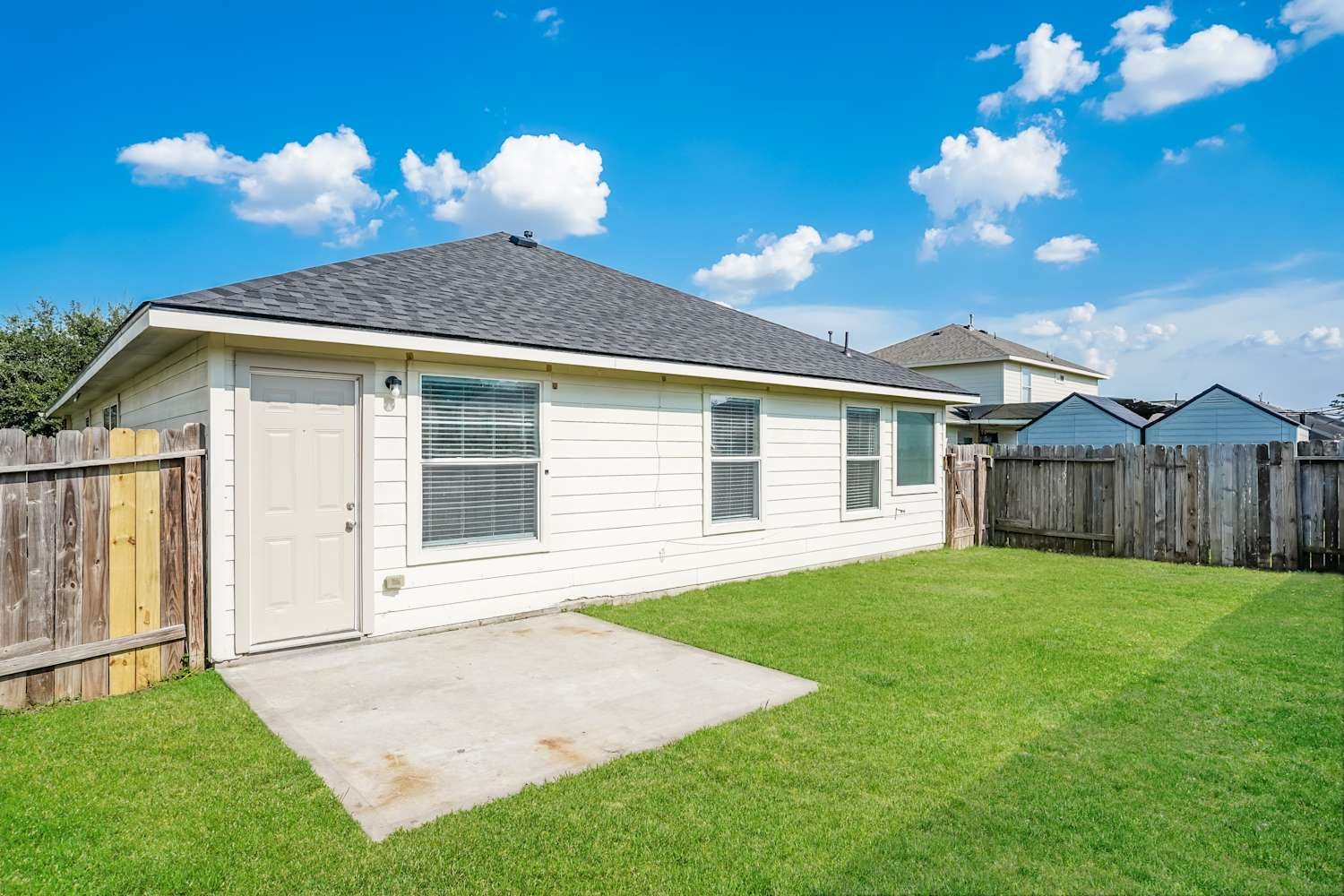 8583 Chaletford Drive Property Photo 16