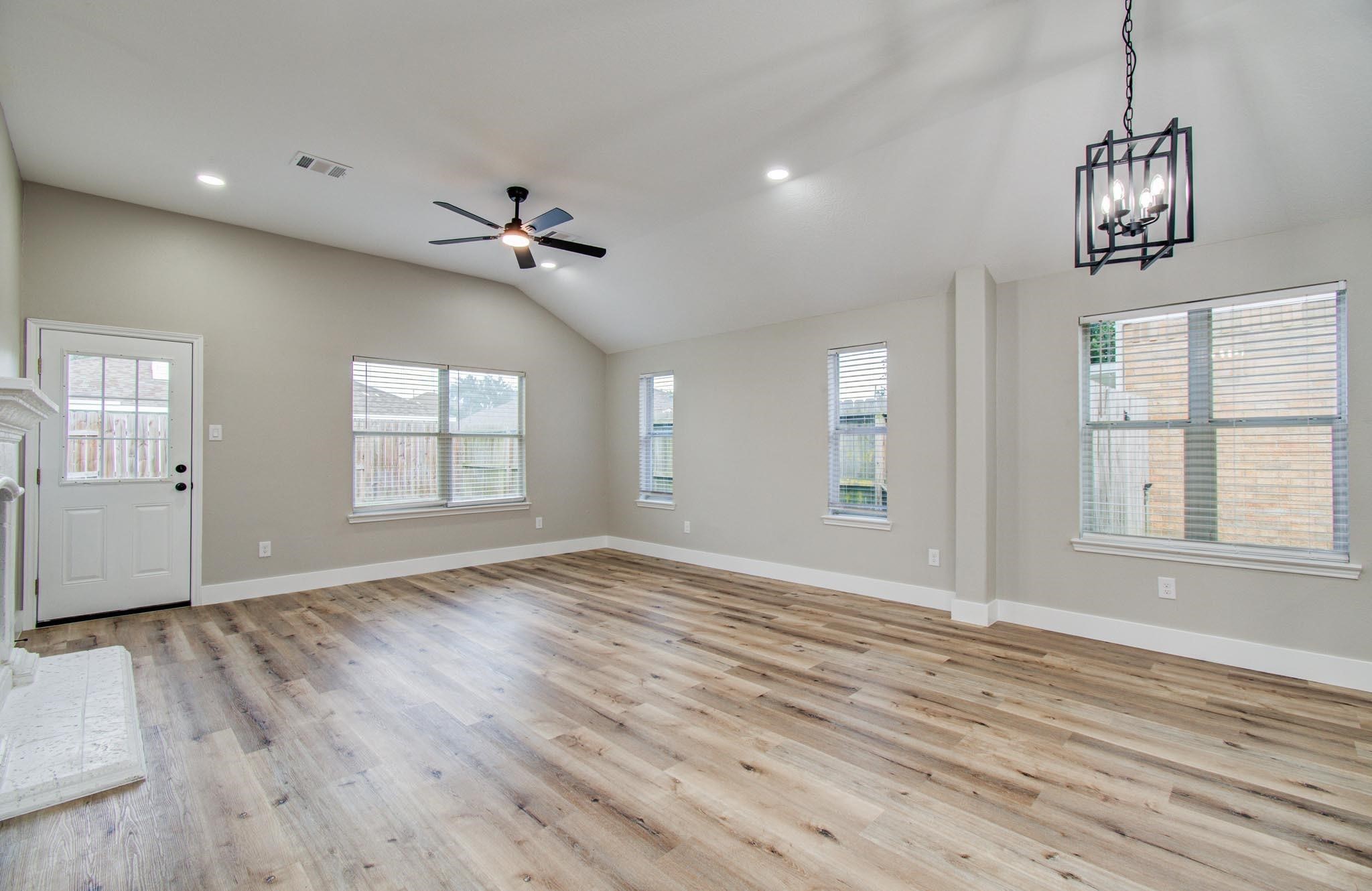 4506 Knights Court Property Photo 17