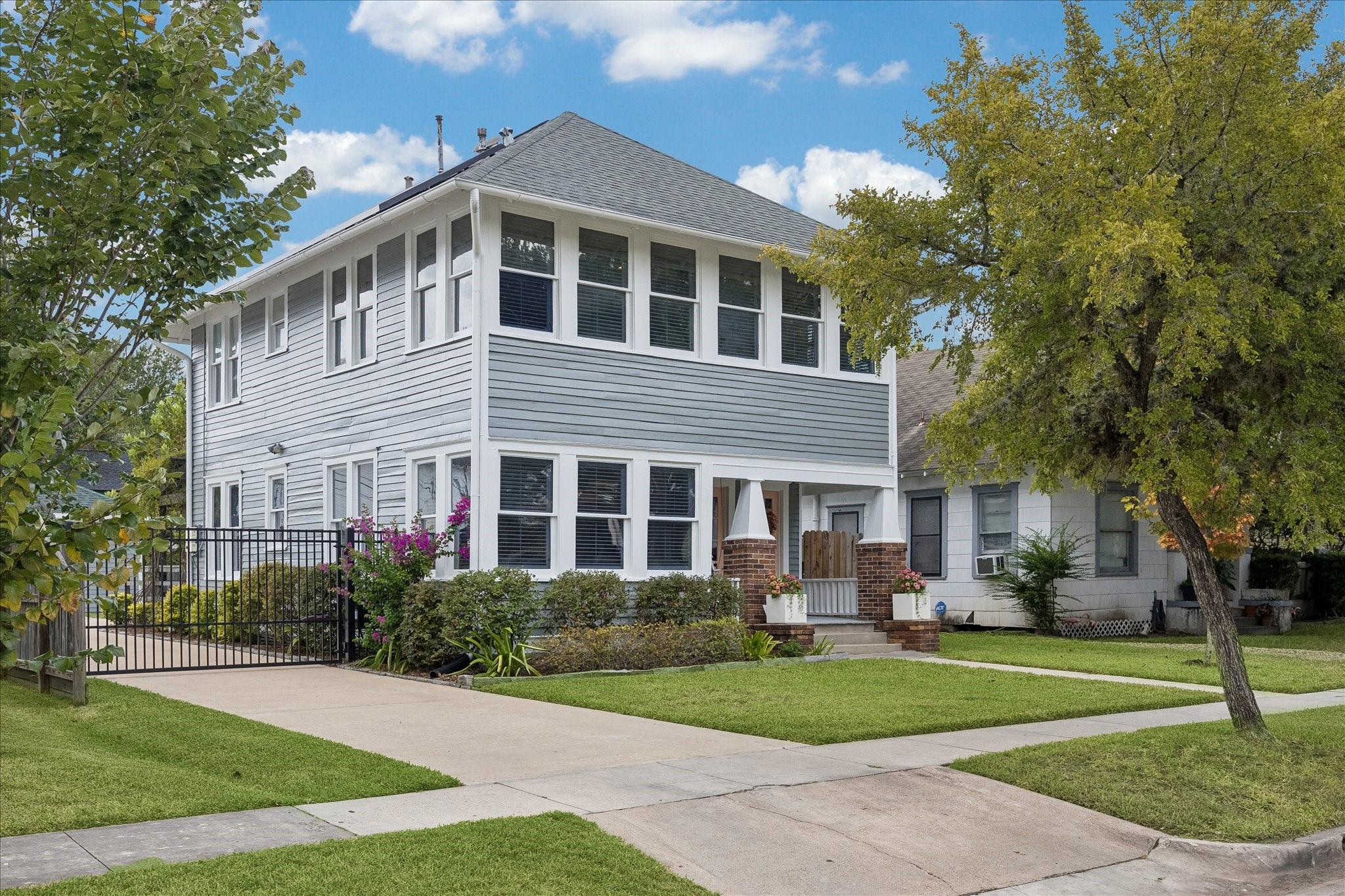 1221 Columbia Street, Houston Tx 77008 Property Photo 1