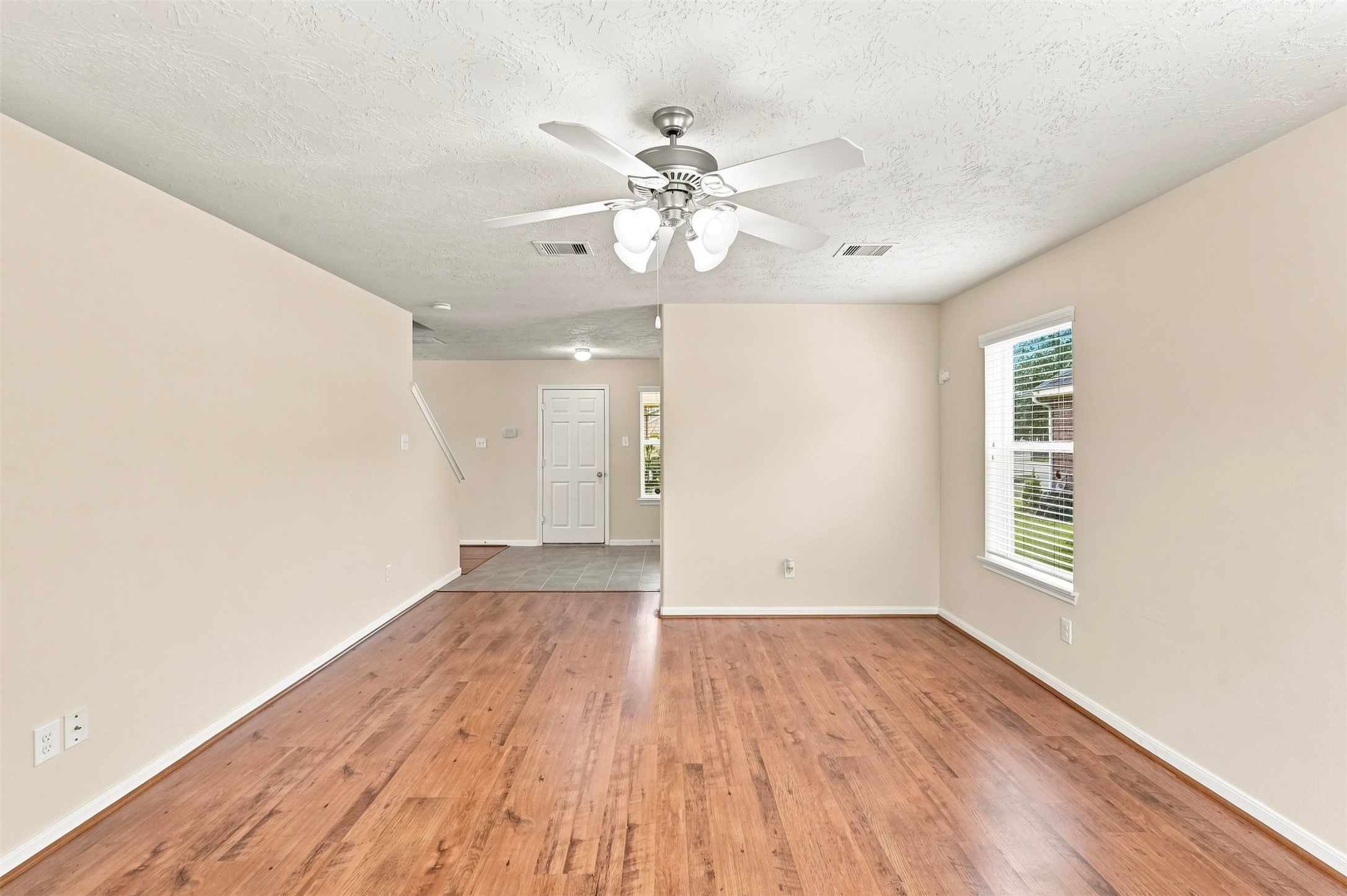 12563 Chiswick Road Property Photo 3