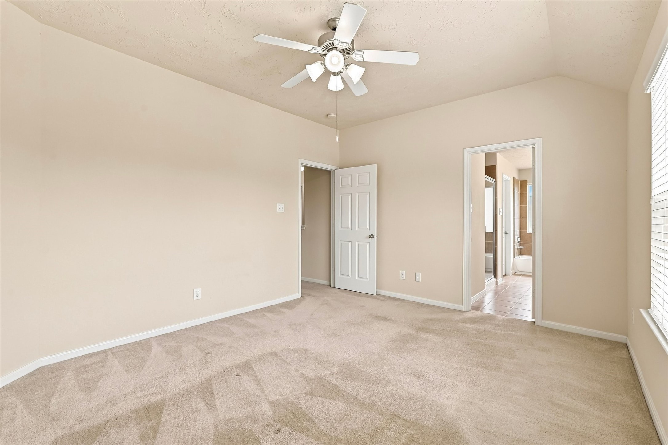 12563 Chiswick Road Property Photo 16