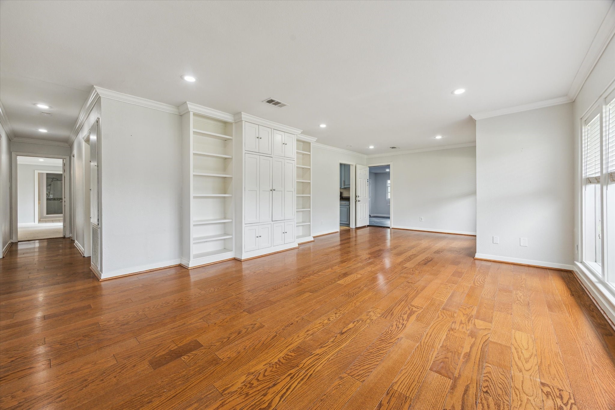 5329 Judalon Lane Property Photo 6