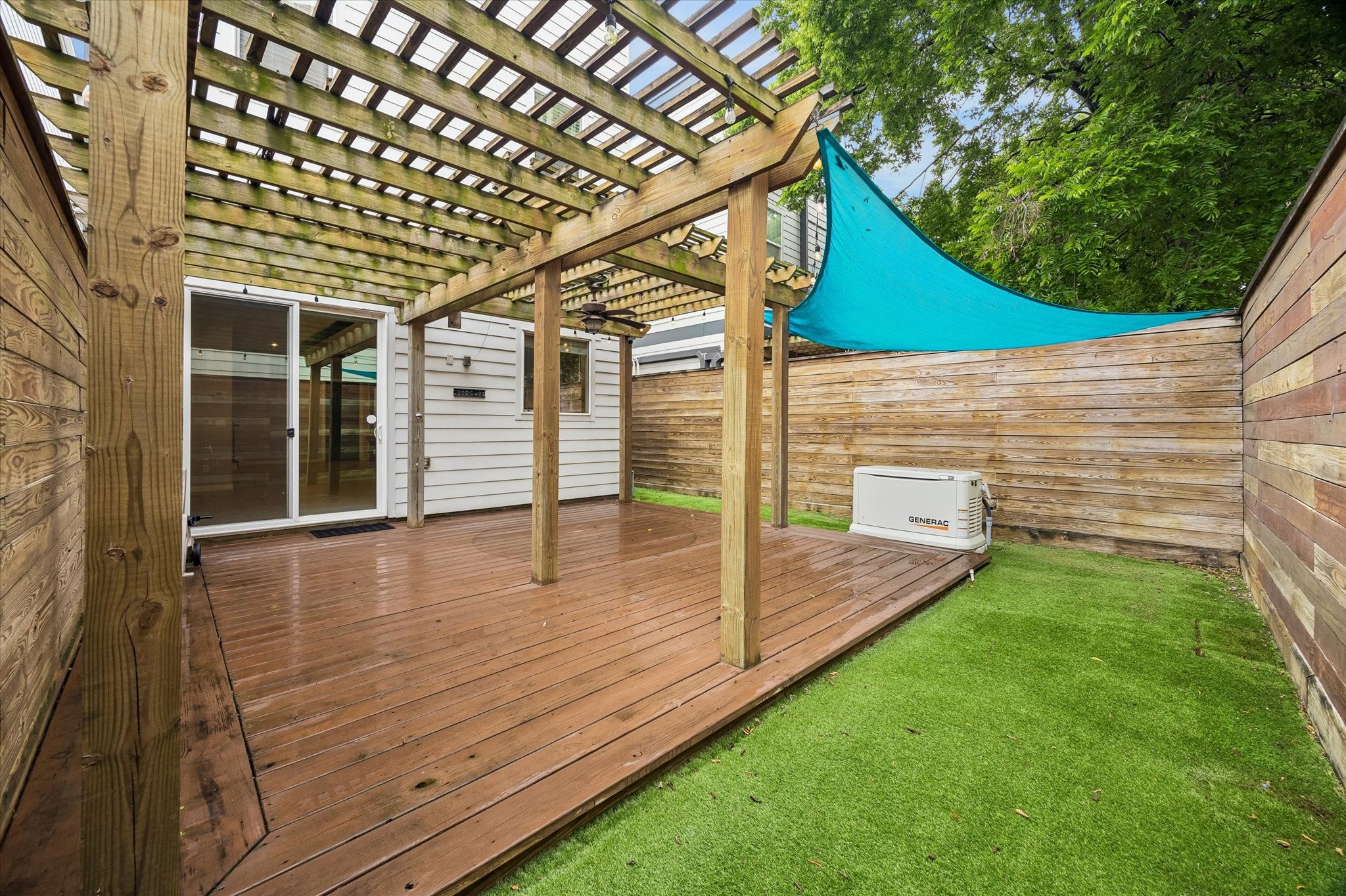 1609 Saint Charles Street B Property Photo 2