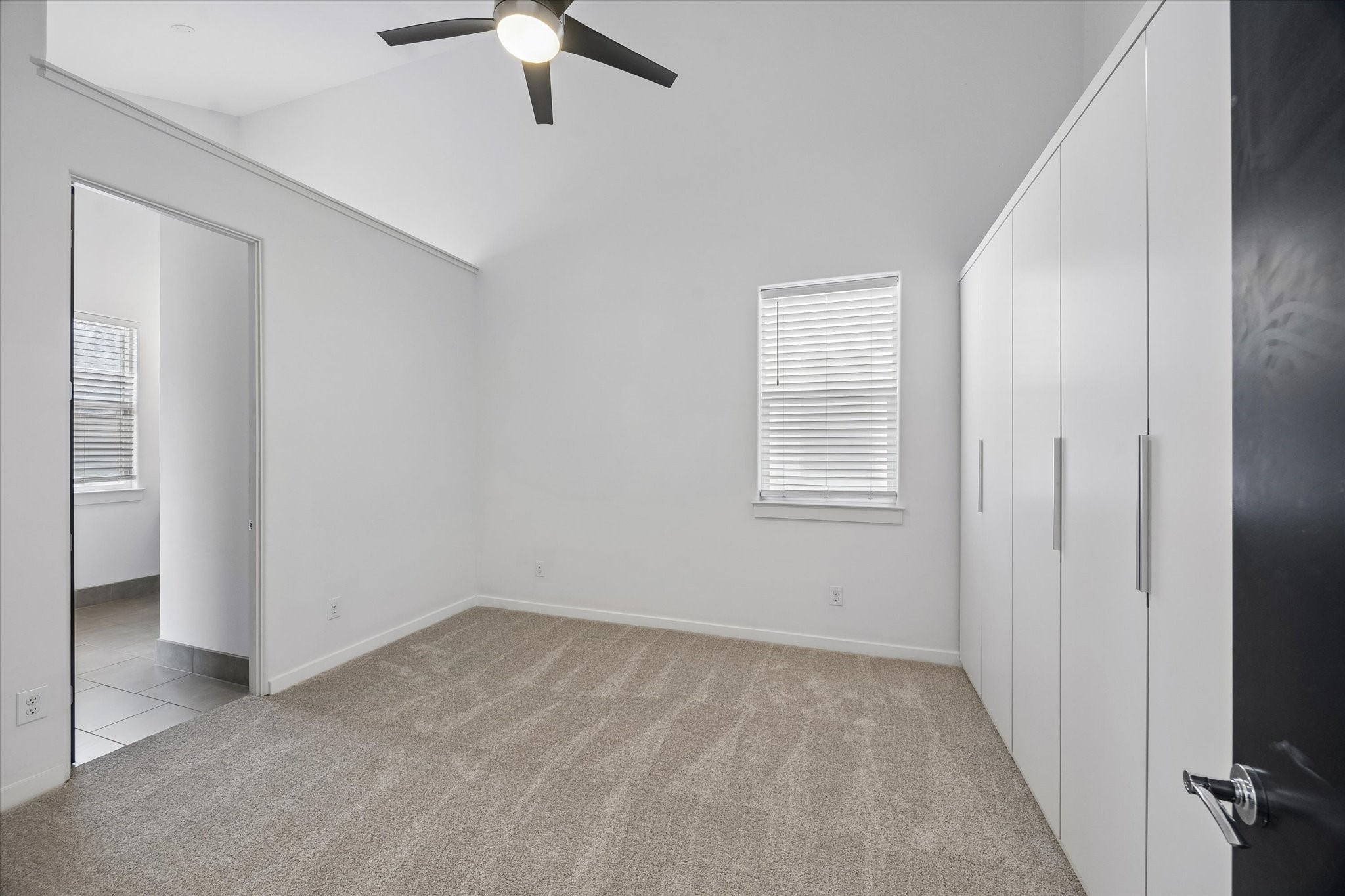 1609 Saint Charles Street B Property Photo 37