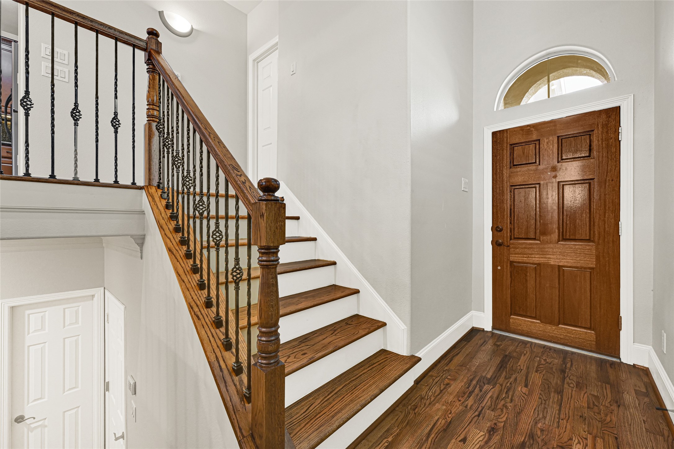 5206 Washington Avenue Property Photo 7