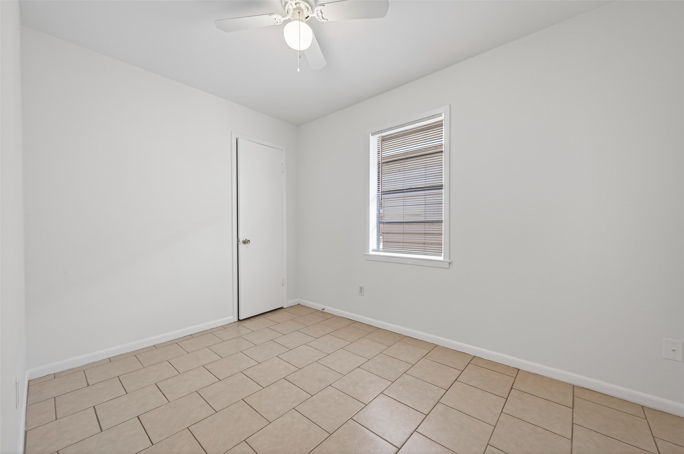 312 Travis Street Property Photo 16