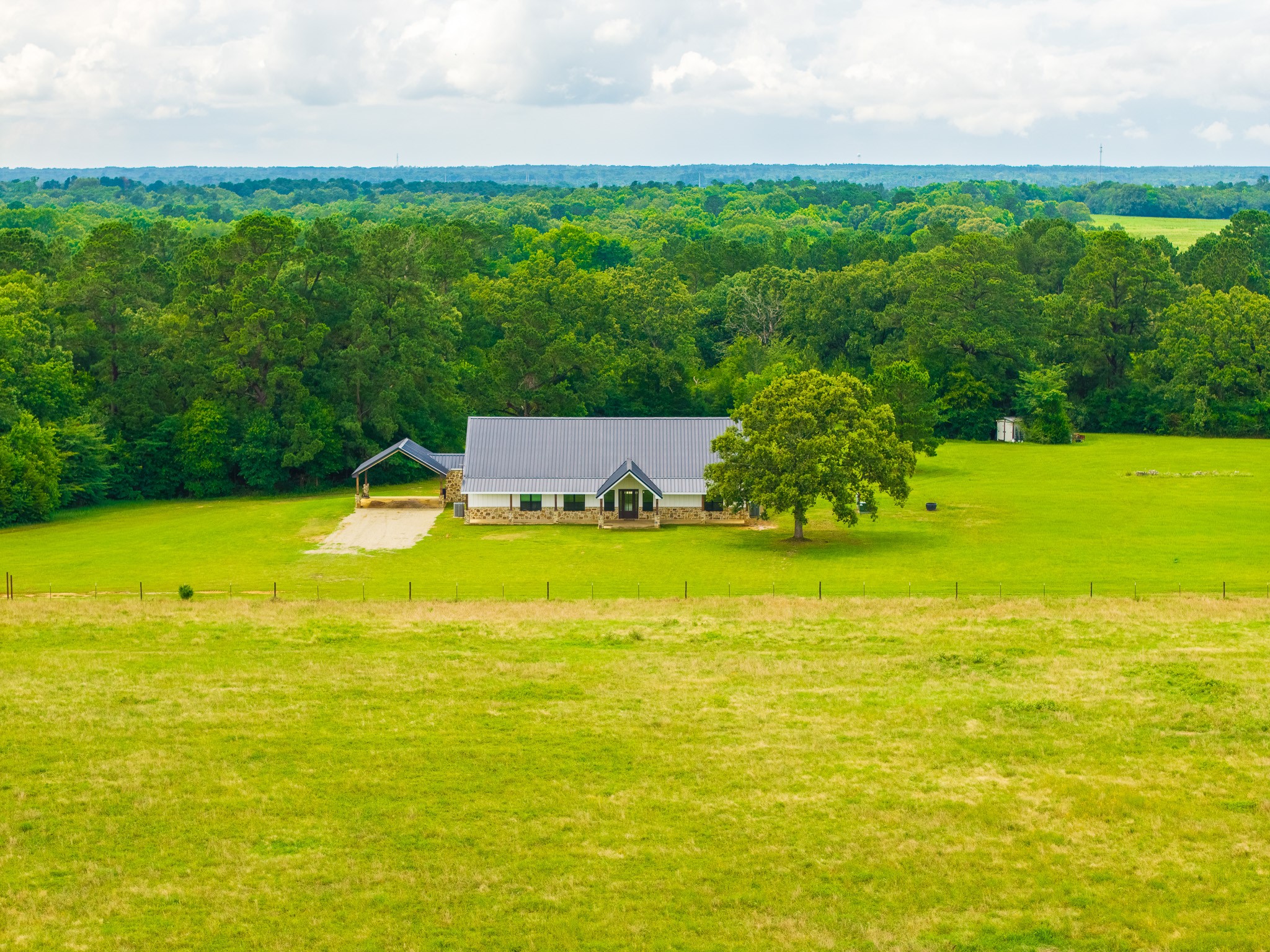 1406 State Highway 21 E Property Photo 4