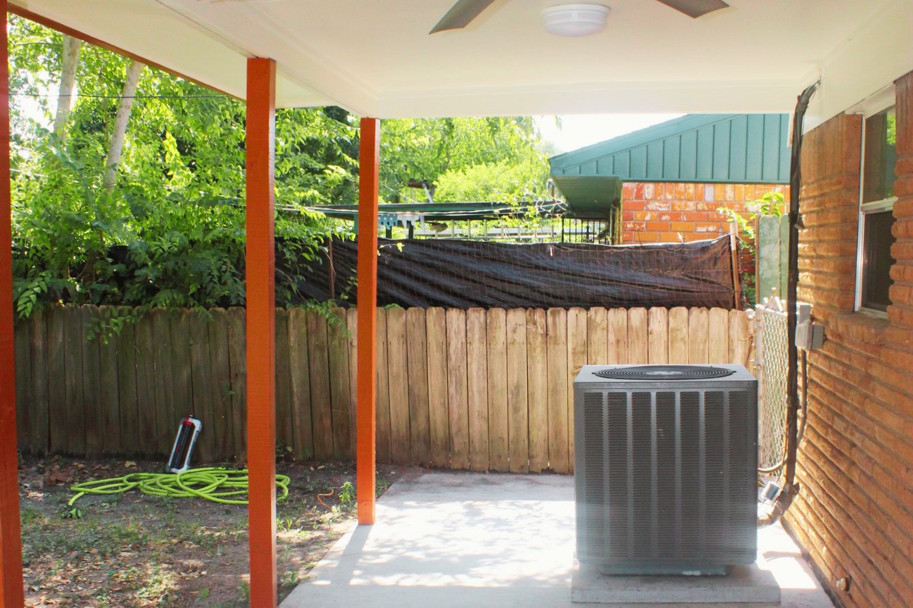 5747 Greencraig Drive Property Photo 4