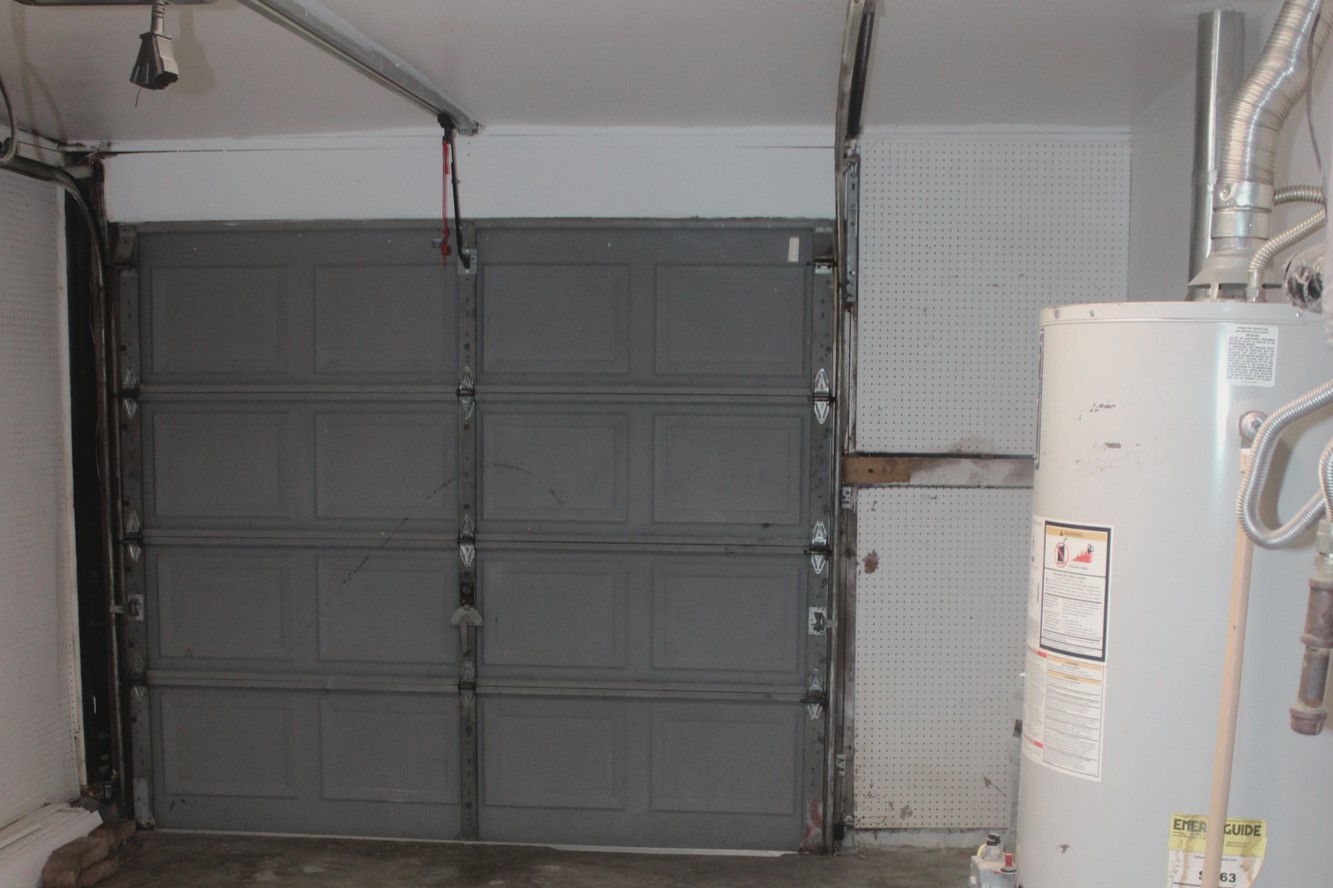 5747 Greencraig Drive Property Photo 9