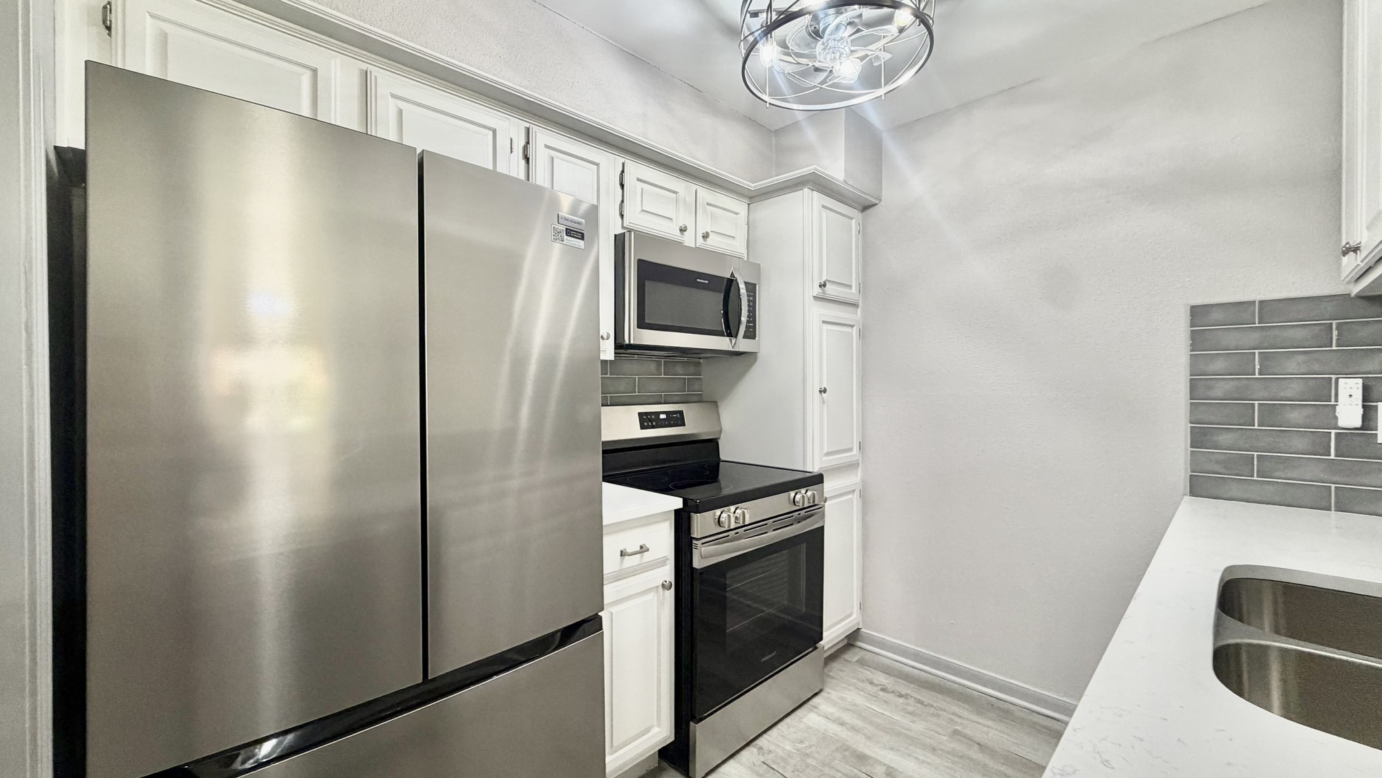 1311 Antoine Drive 219 Property Photo 10