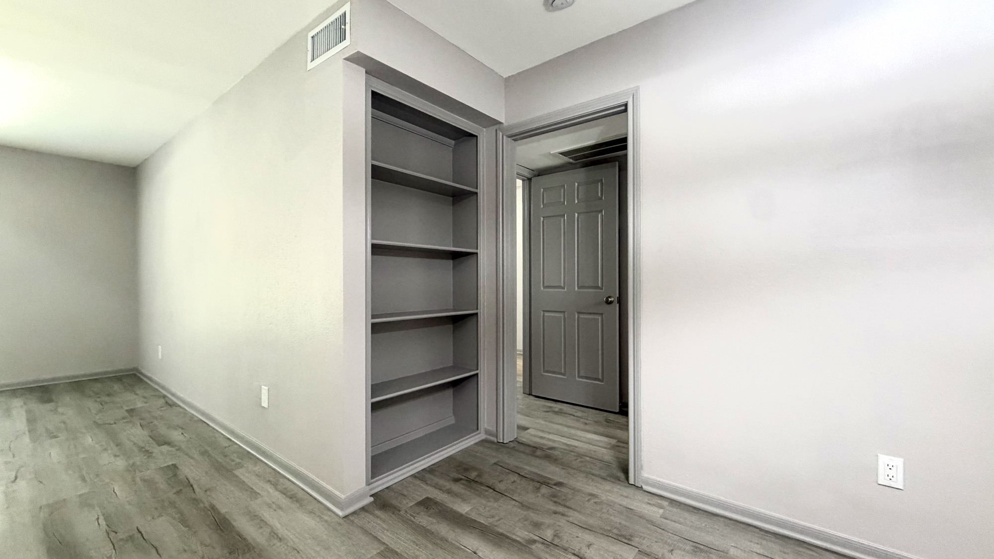 1311 Antoine Drive 219 Property Photo 12