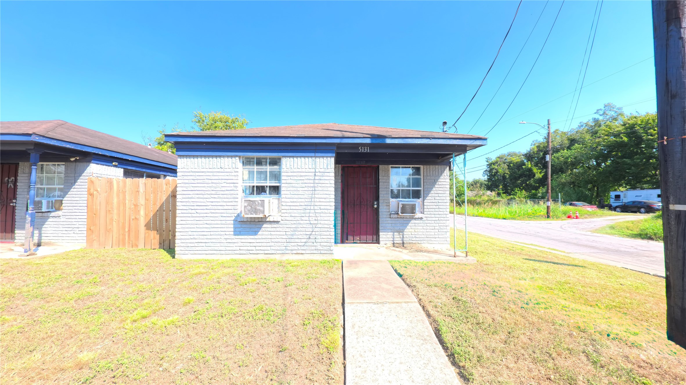 5131 Peachtree Street