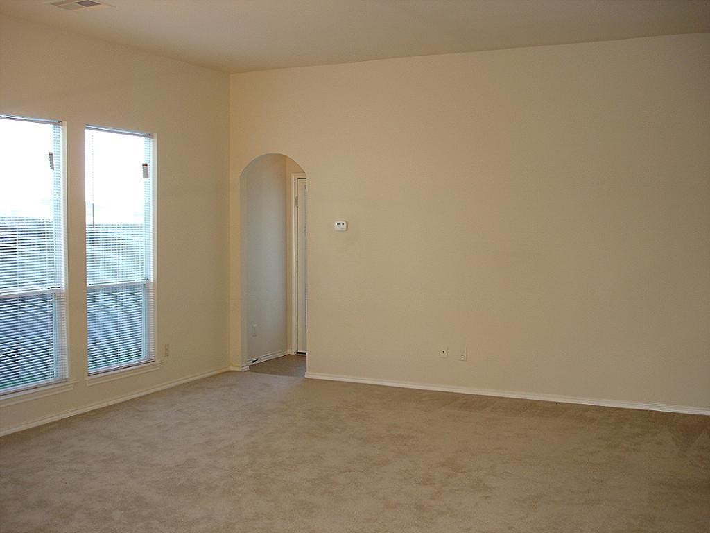 22118 Guston Hall Lane Property Photo 7