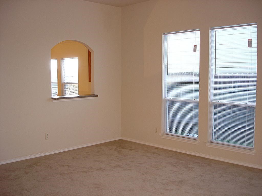 22118 Guston Hall Lane Property Photo 9