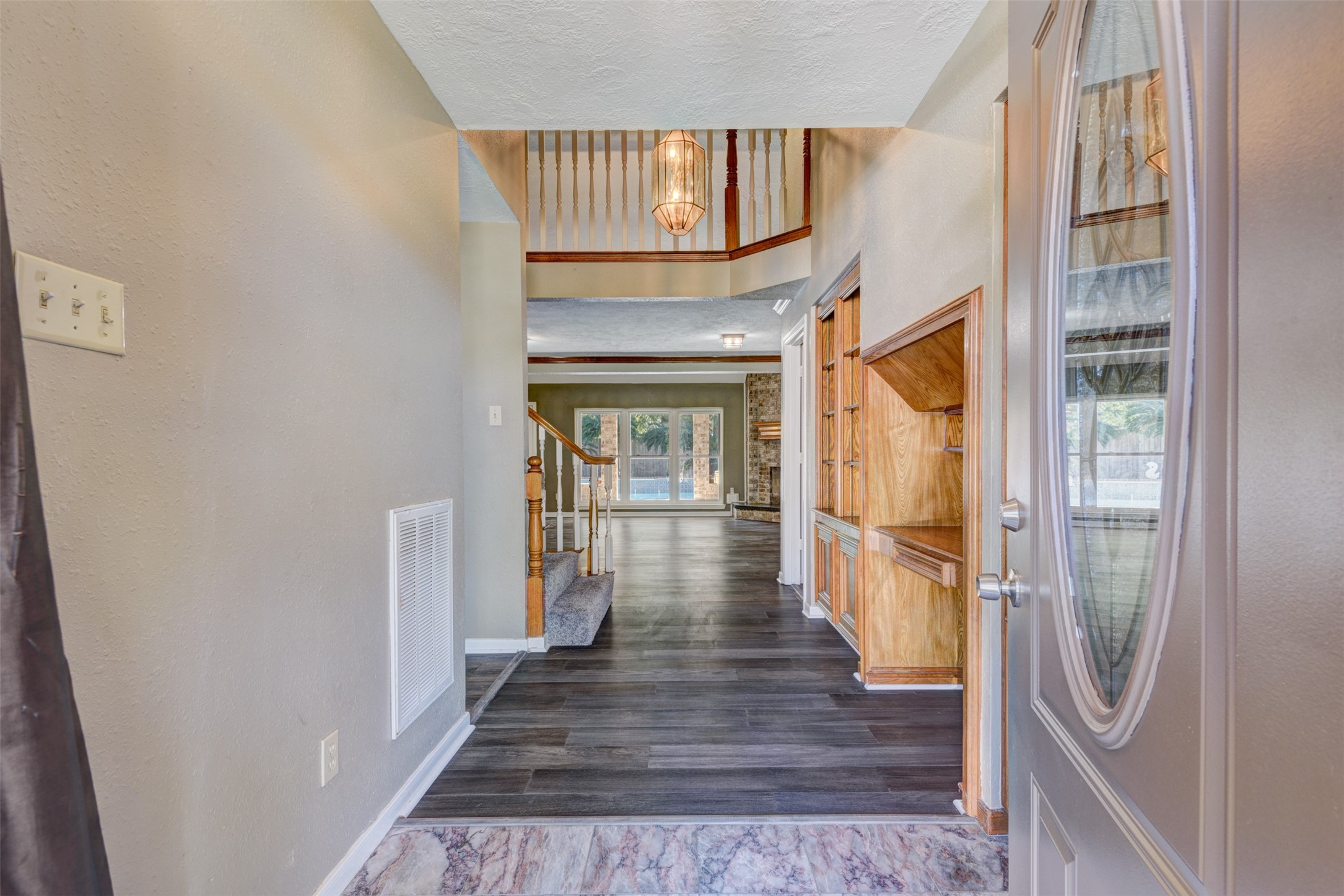 6502 Inverness Way Property Photo 4