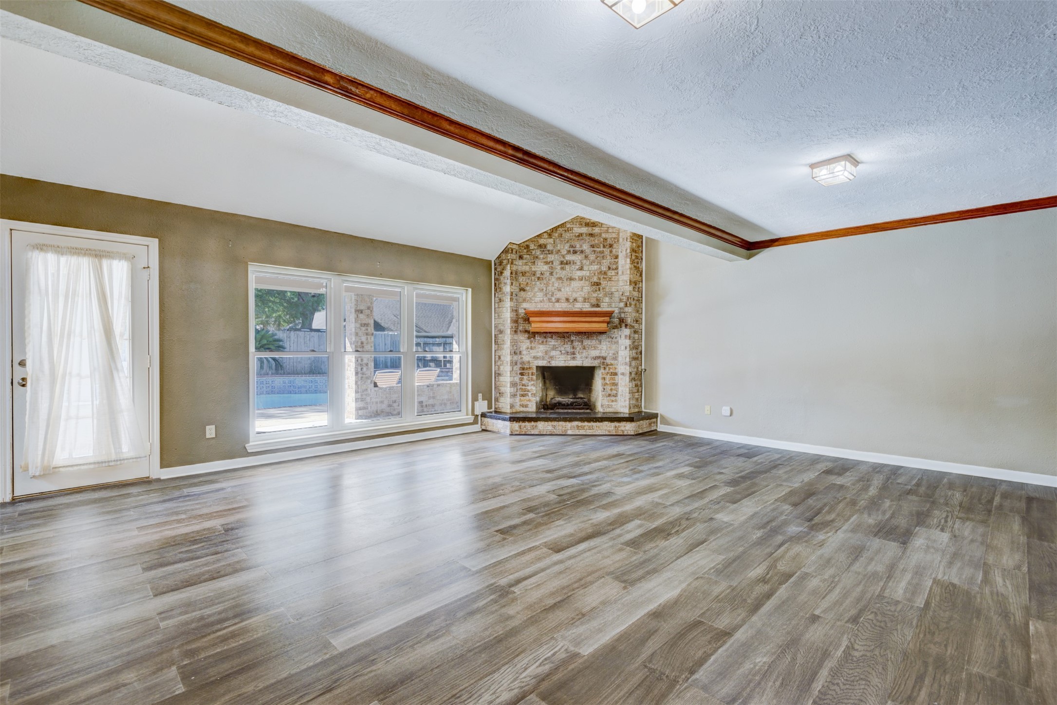 6502 Inverness Way Property Photo 7