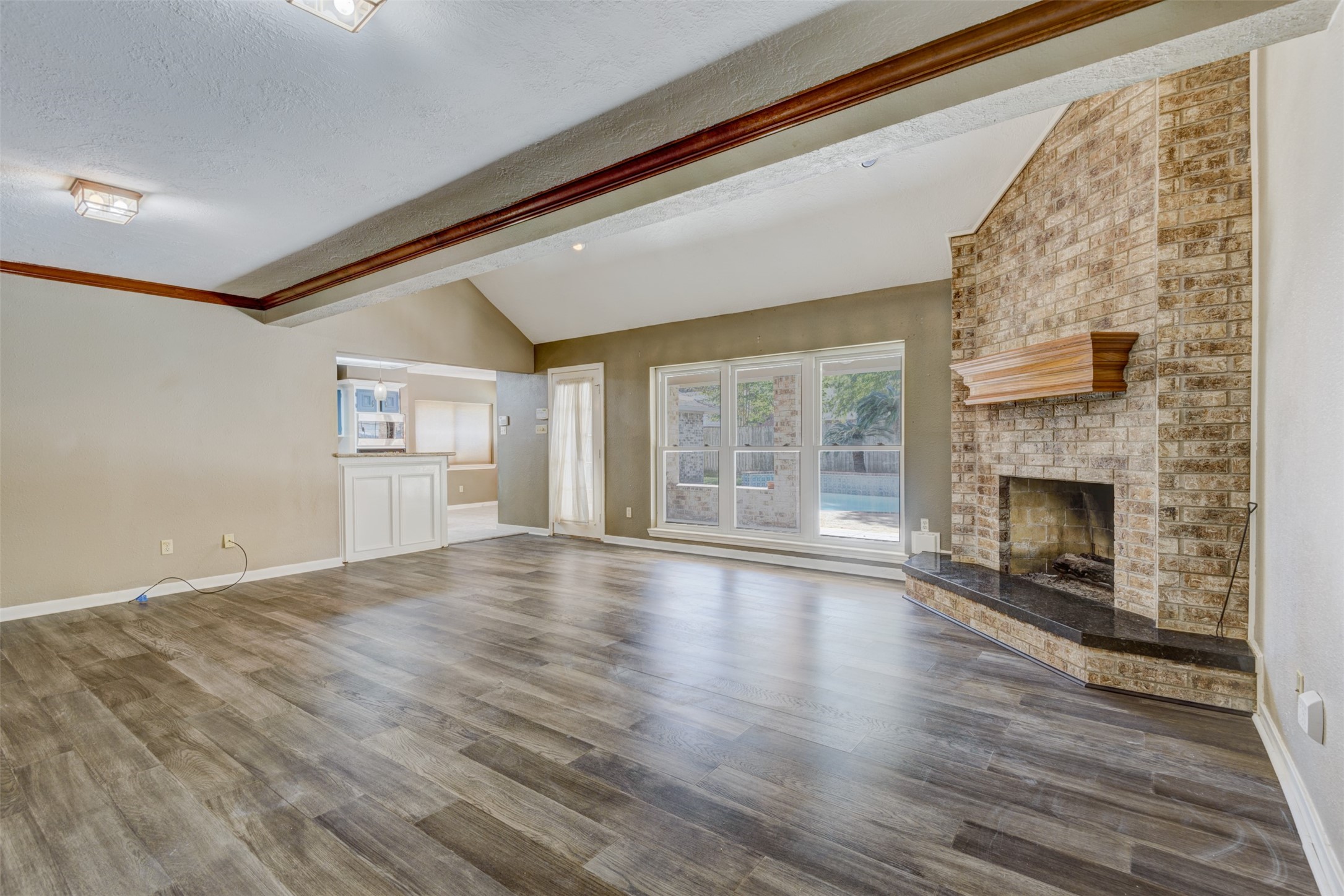 6502 Inverness Way Property Photo 9