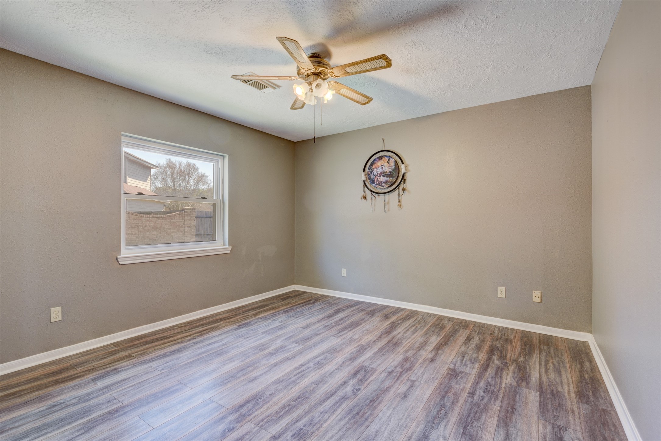 6502 Inverness Way Property Photo 20