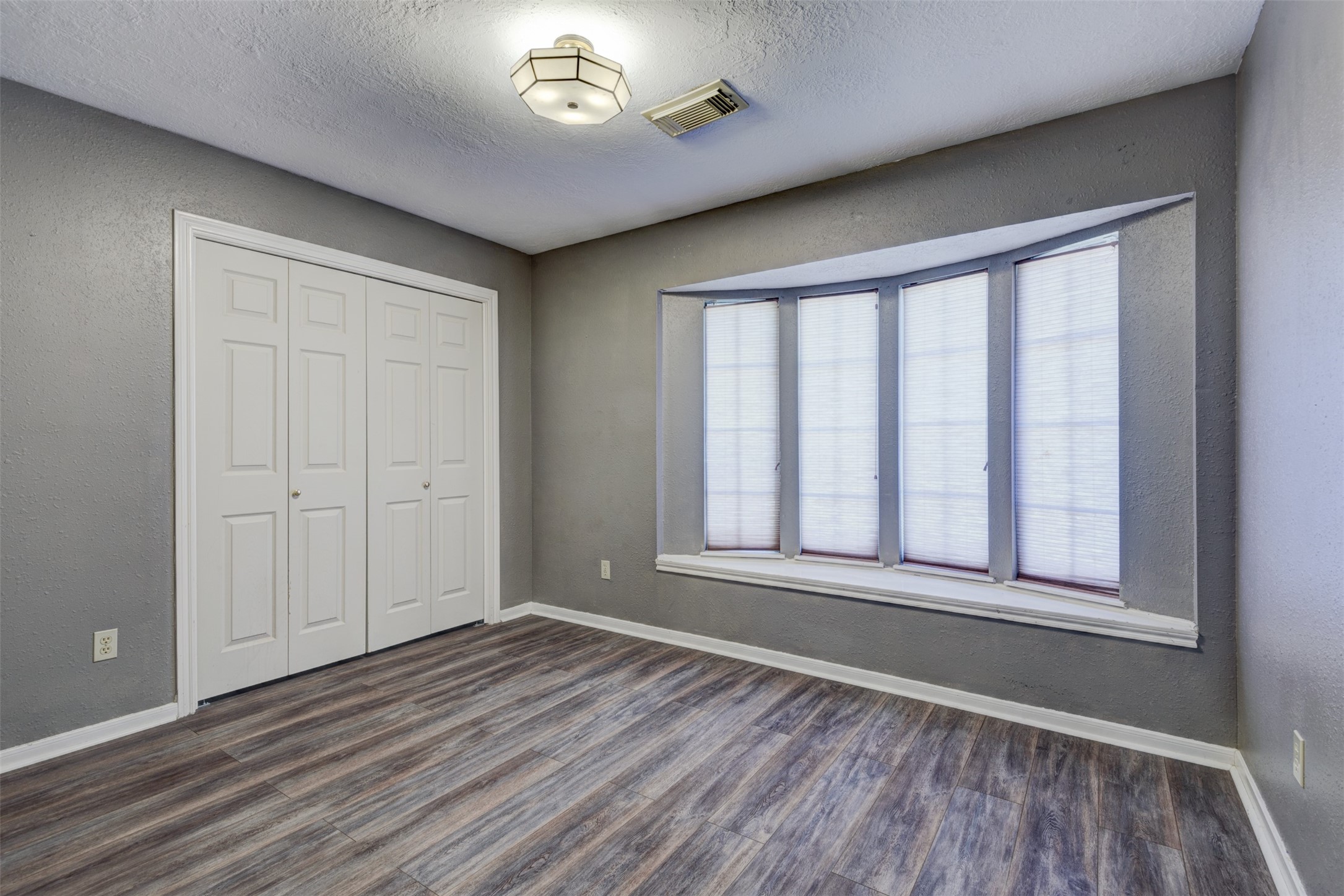 6502 Inverness Way Property Photo 21