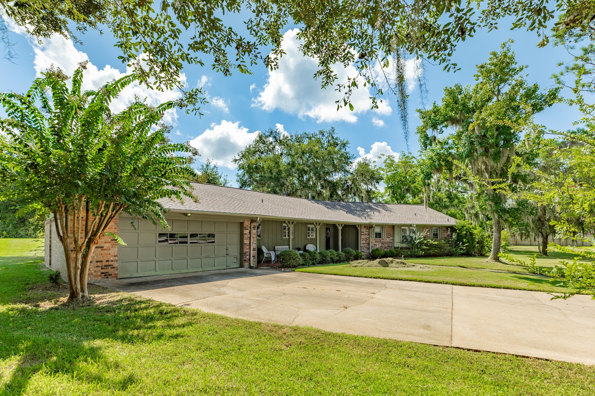 17 Seminole Lane Property Photo 3