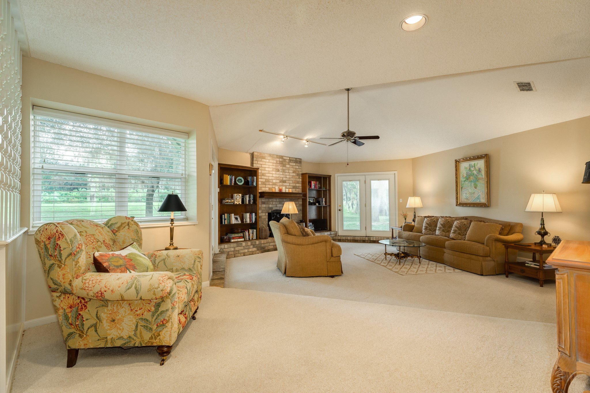 17 Seminole Lane Property Photo 9