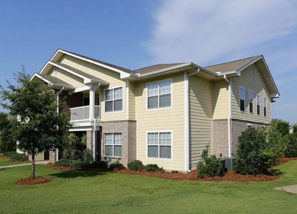 2321 Olive St Property Photo 2