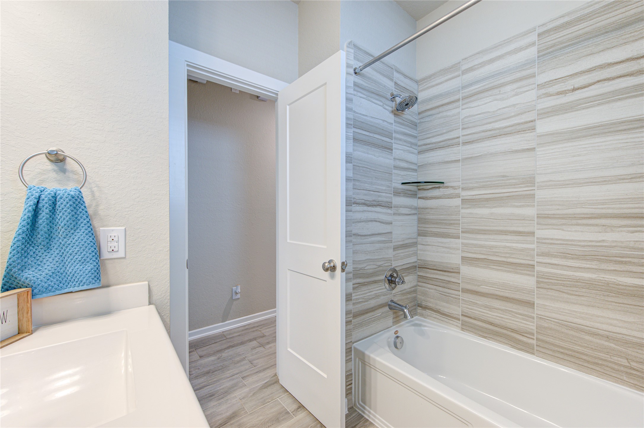 6022 Bristol Spur Lane Property Photo 32