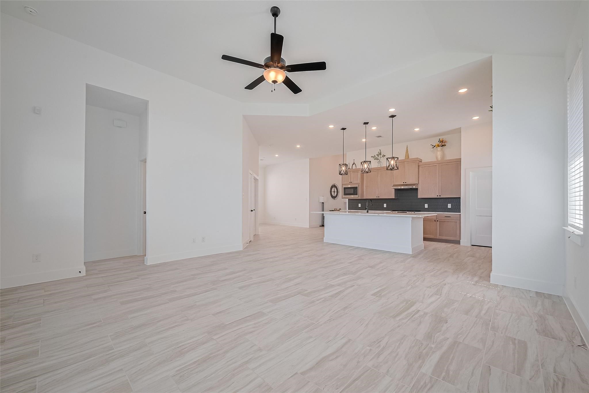 3328 Voda Bend Dr Property Photo 13