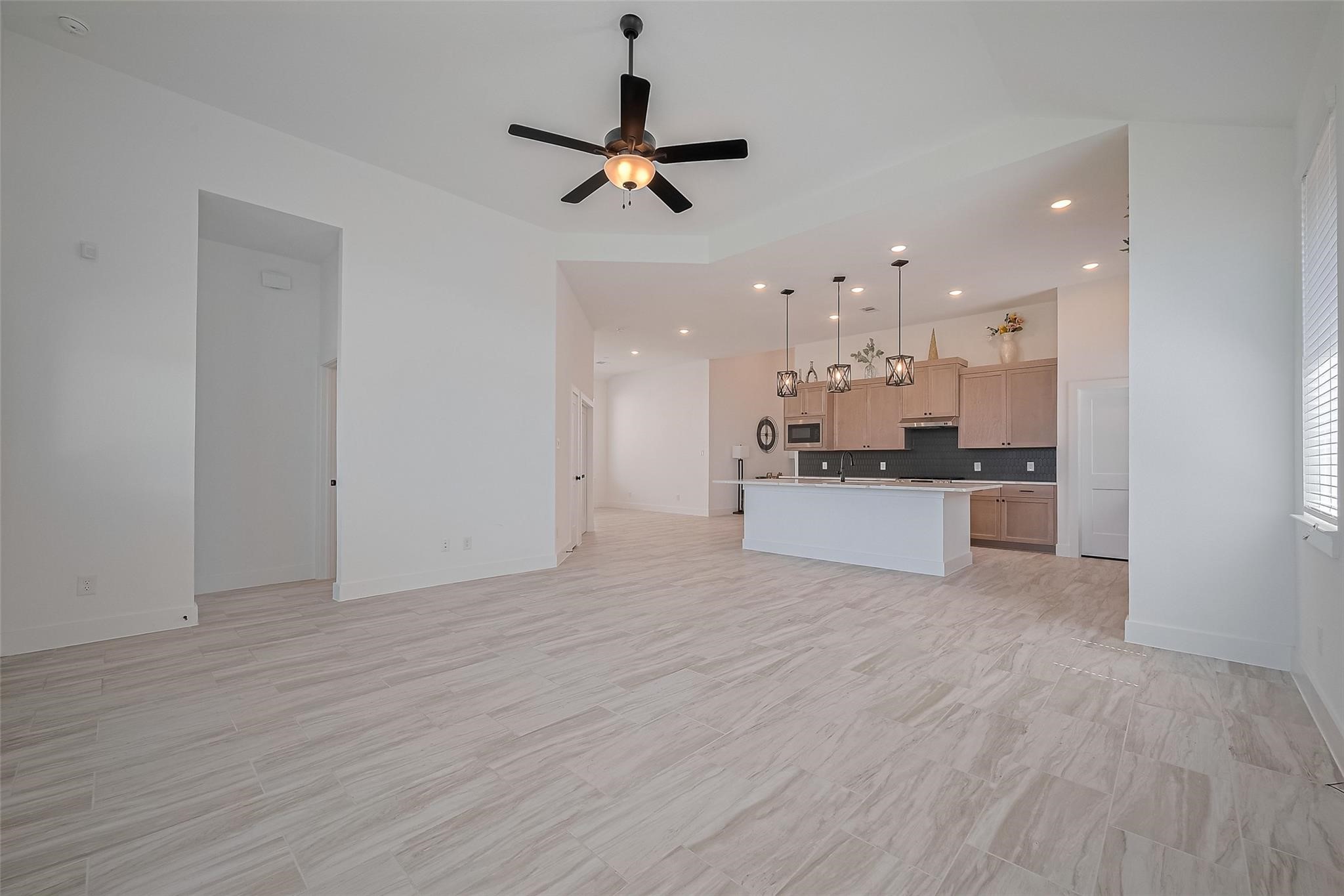 3328 Voda Bend Dr Property Photo 14