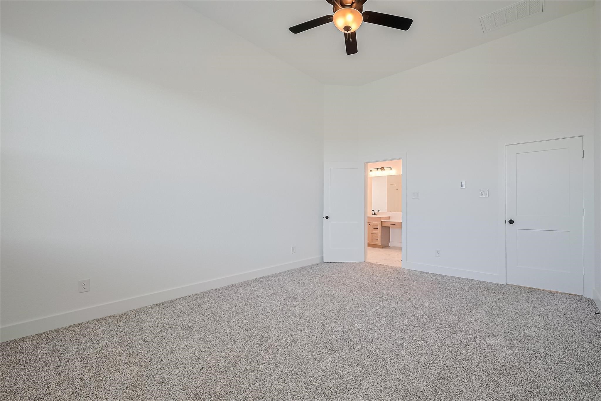 3328 Voda Bend Dr Property Photo 35