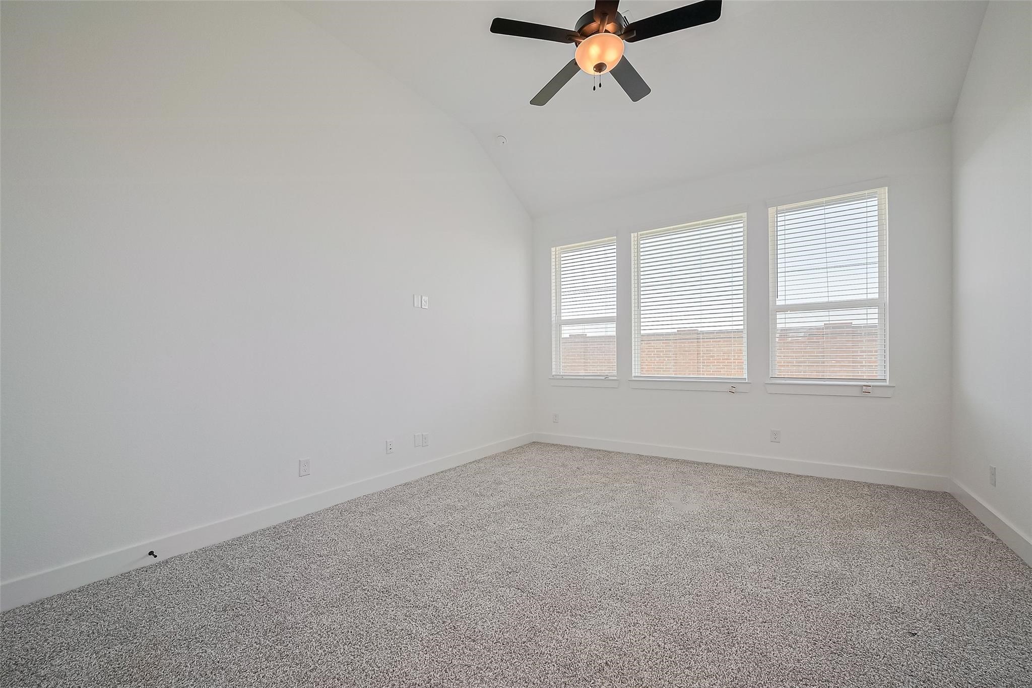 3328 Voda Bend Dr Property Photo 36