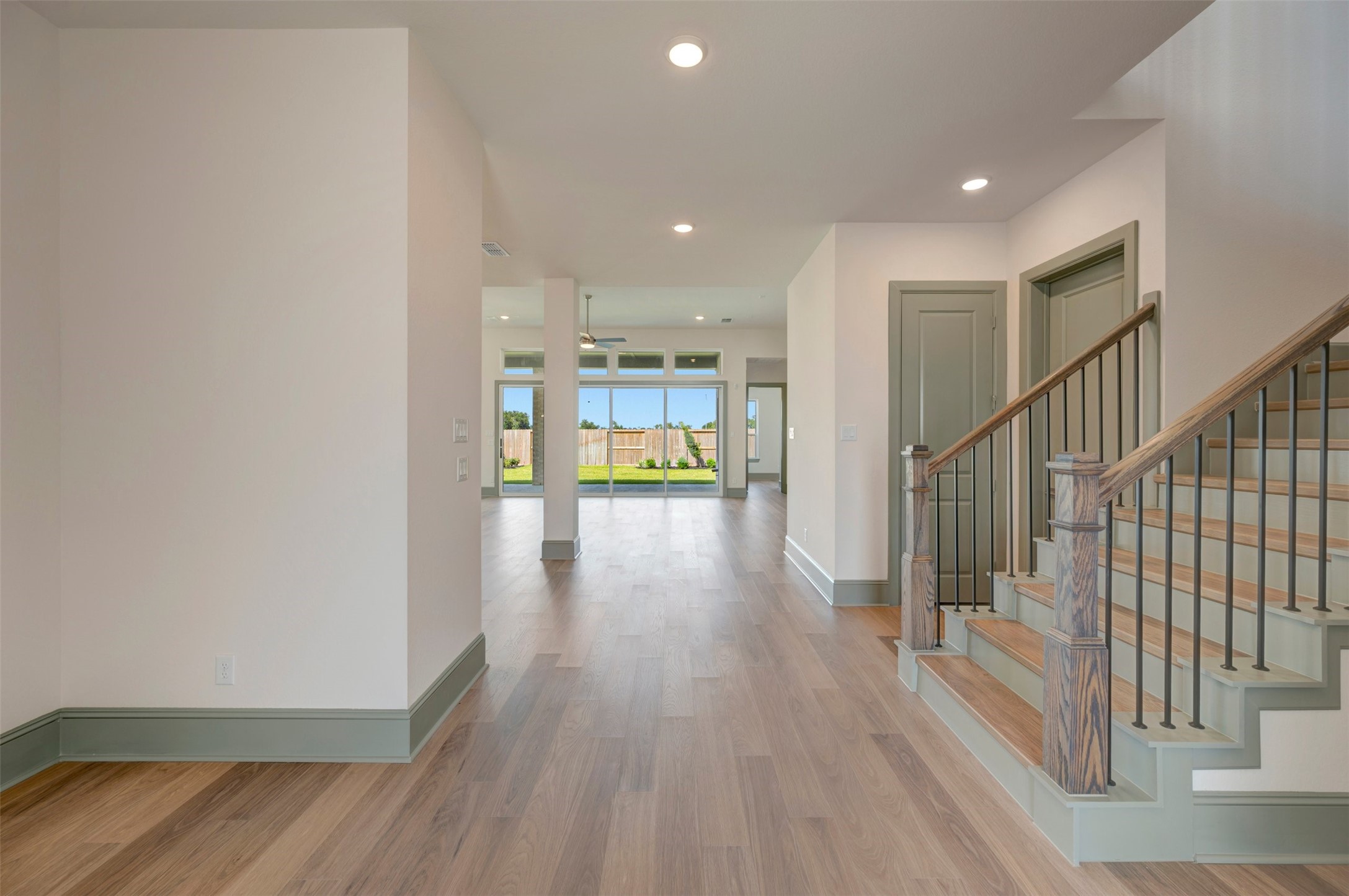 2118 Ashlar Stone Court Property Photo 13