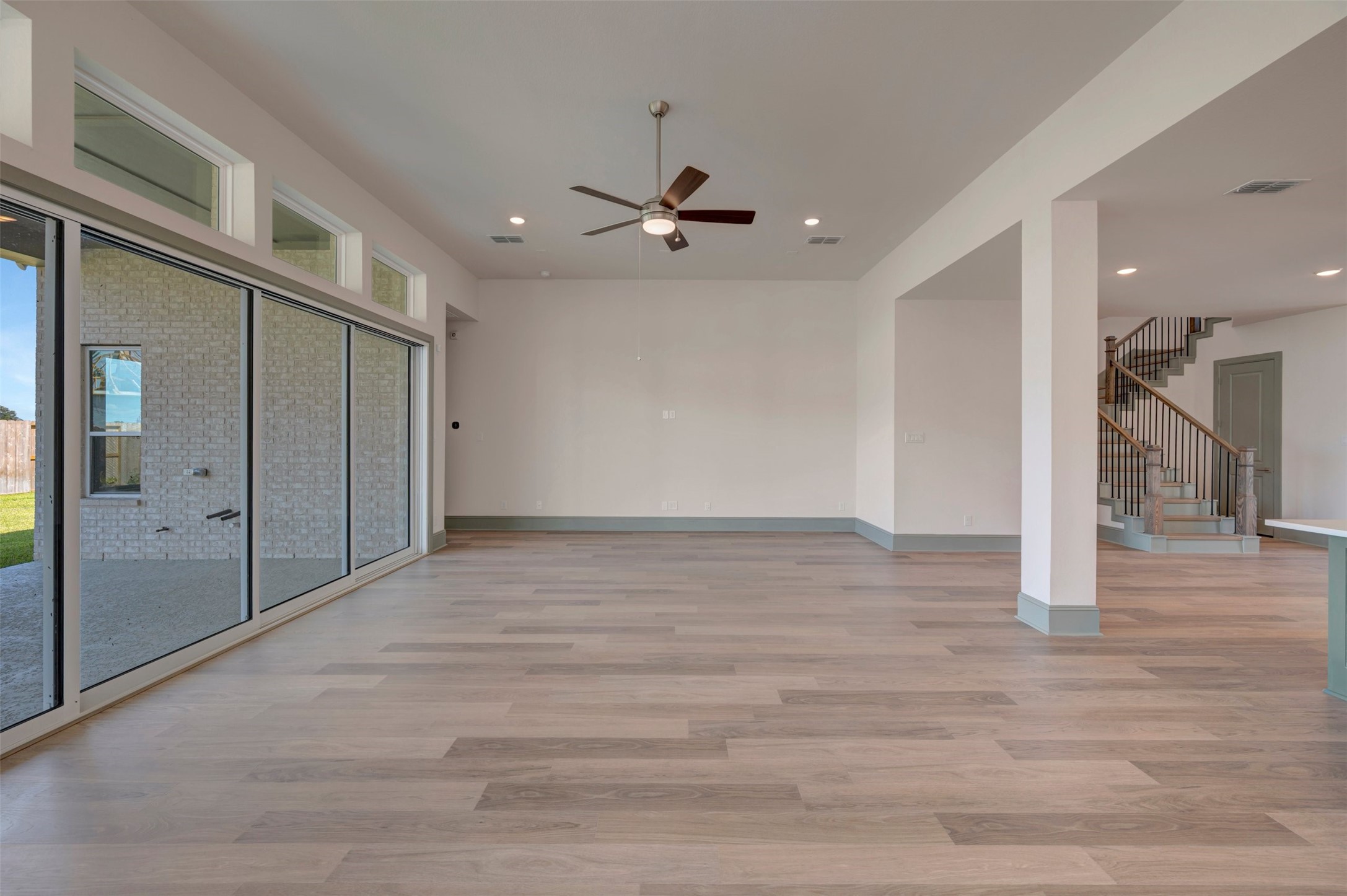 2118 Ashlar Stone Court Property Photo 27