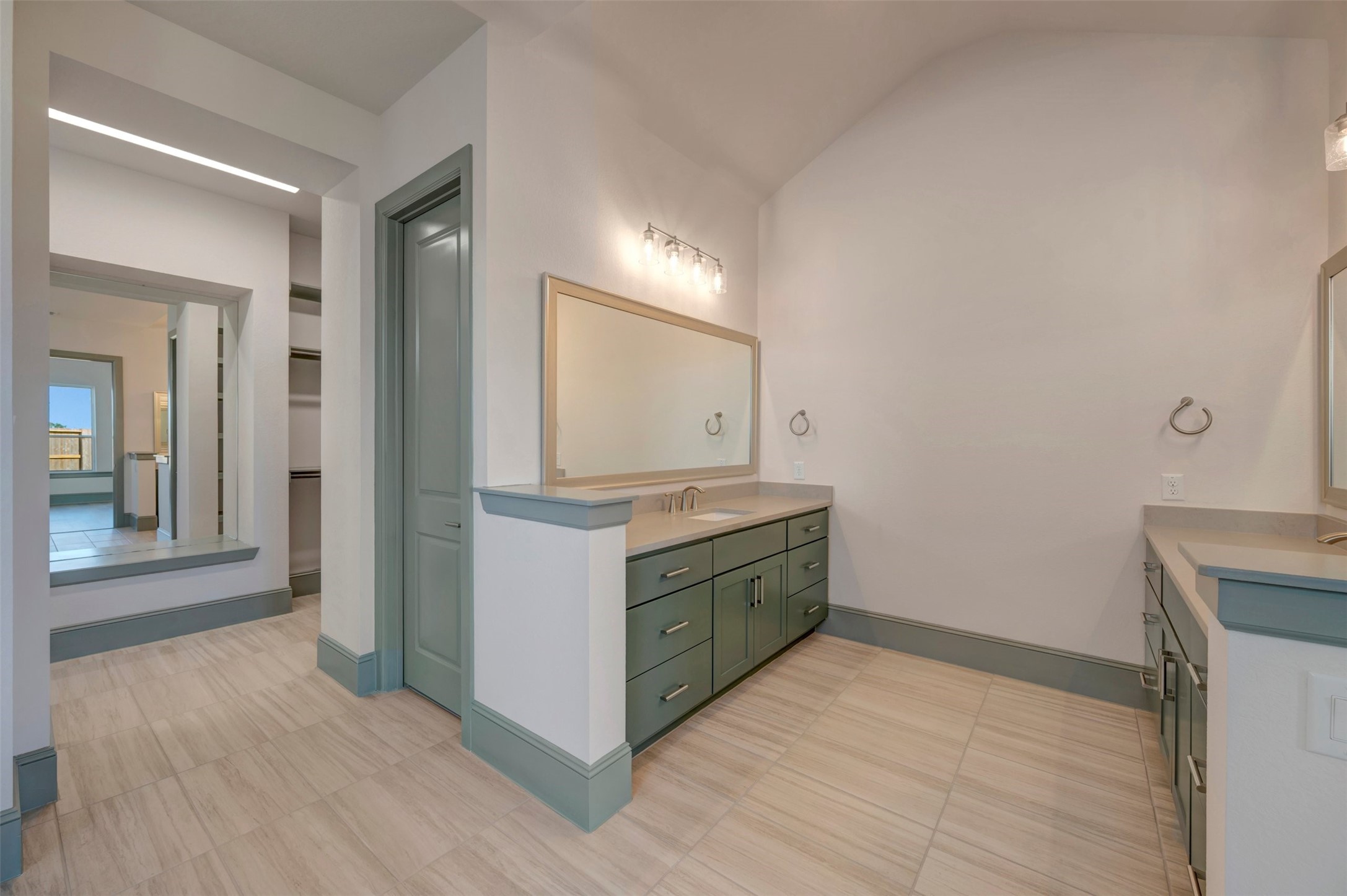 2118 Ashlar Stone Court Property Photo 34