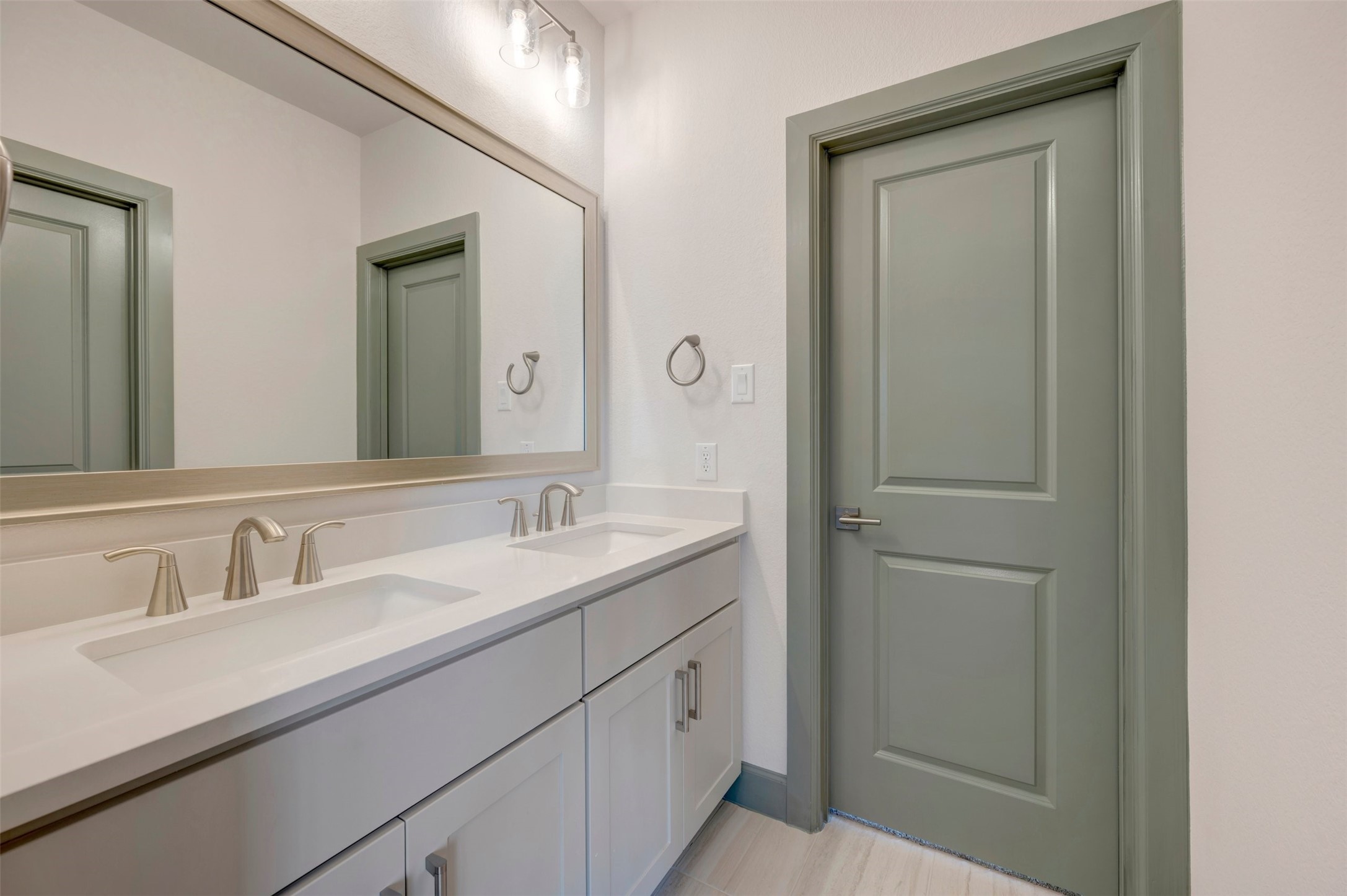2118 Ashlar Stone Court Property Photo 44