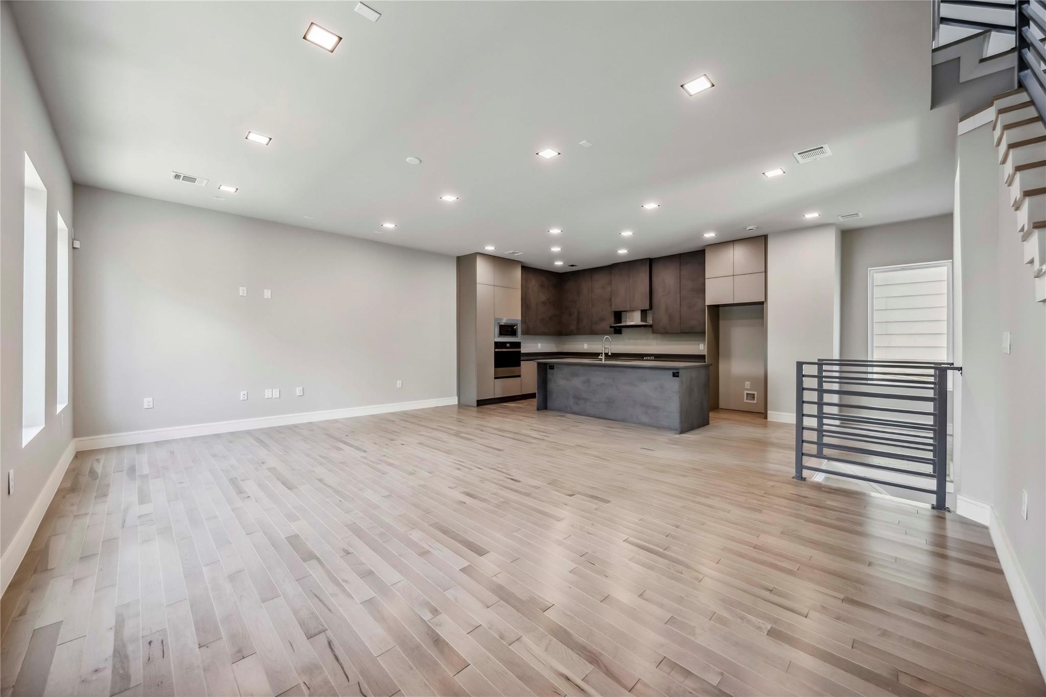 1113 W 21st Street Property Photo 20