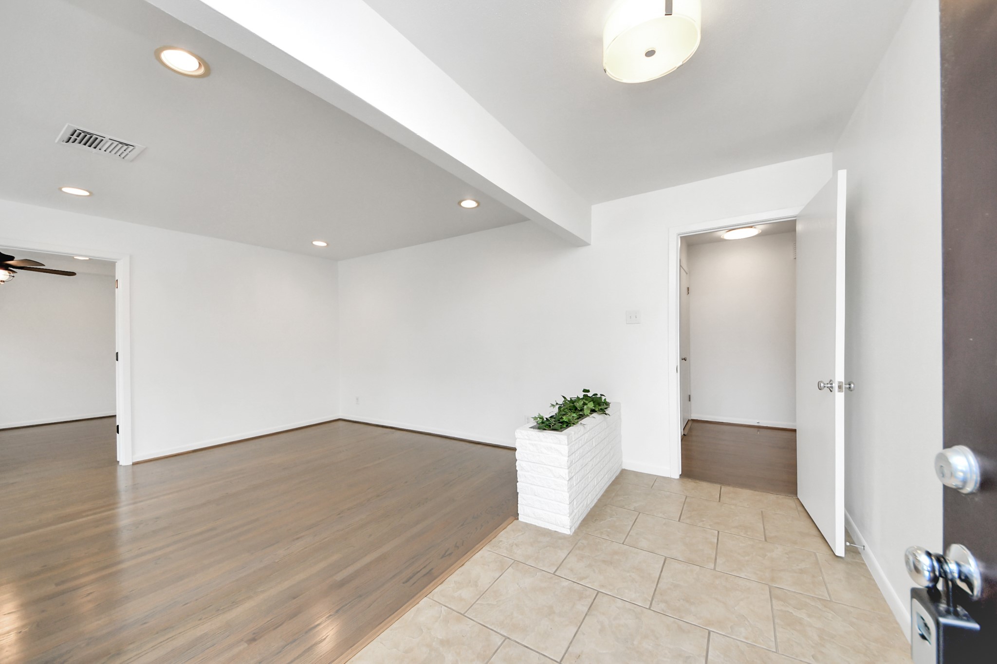 4038 Mischire Drive Property Photo 2