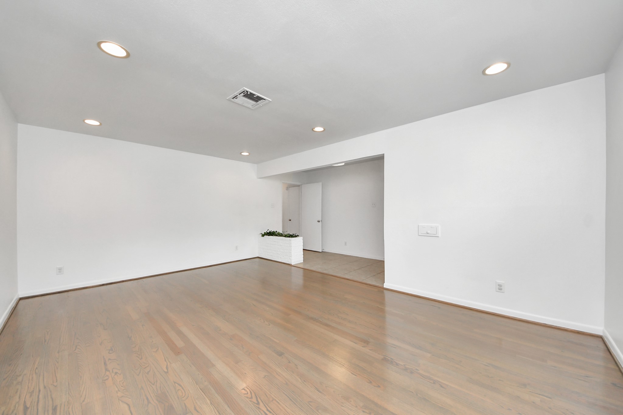 4038 Mischire Drive Property Photo 3